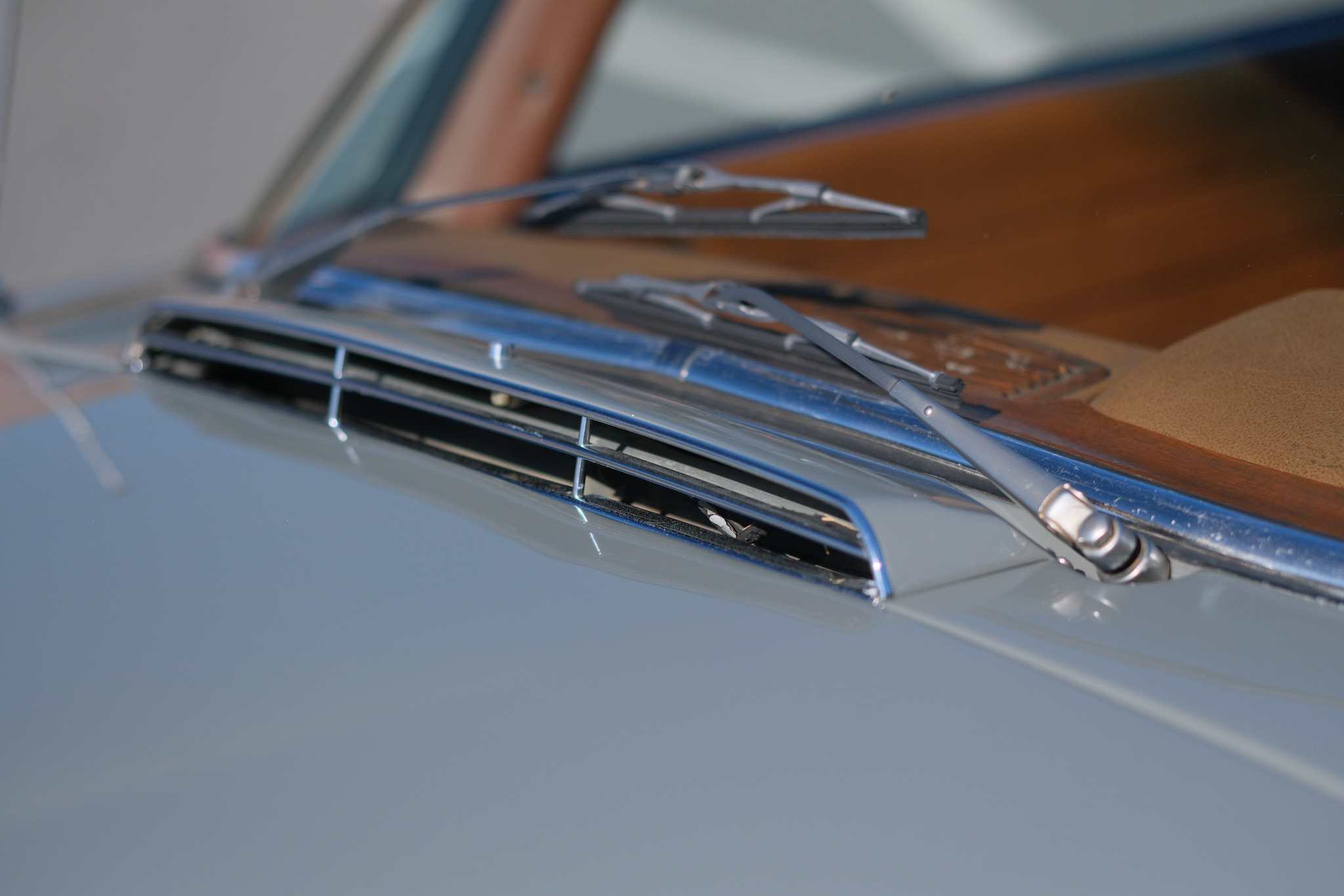 1967 Mercedes-Benz 250SL - Exterior