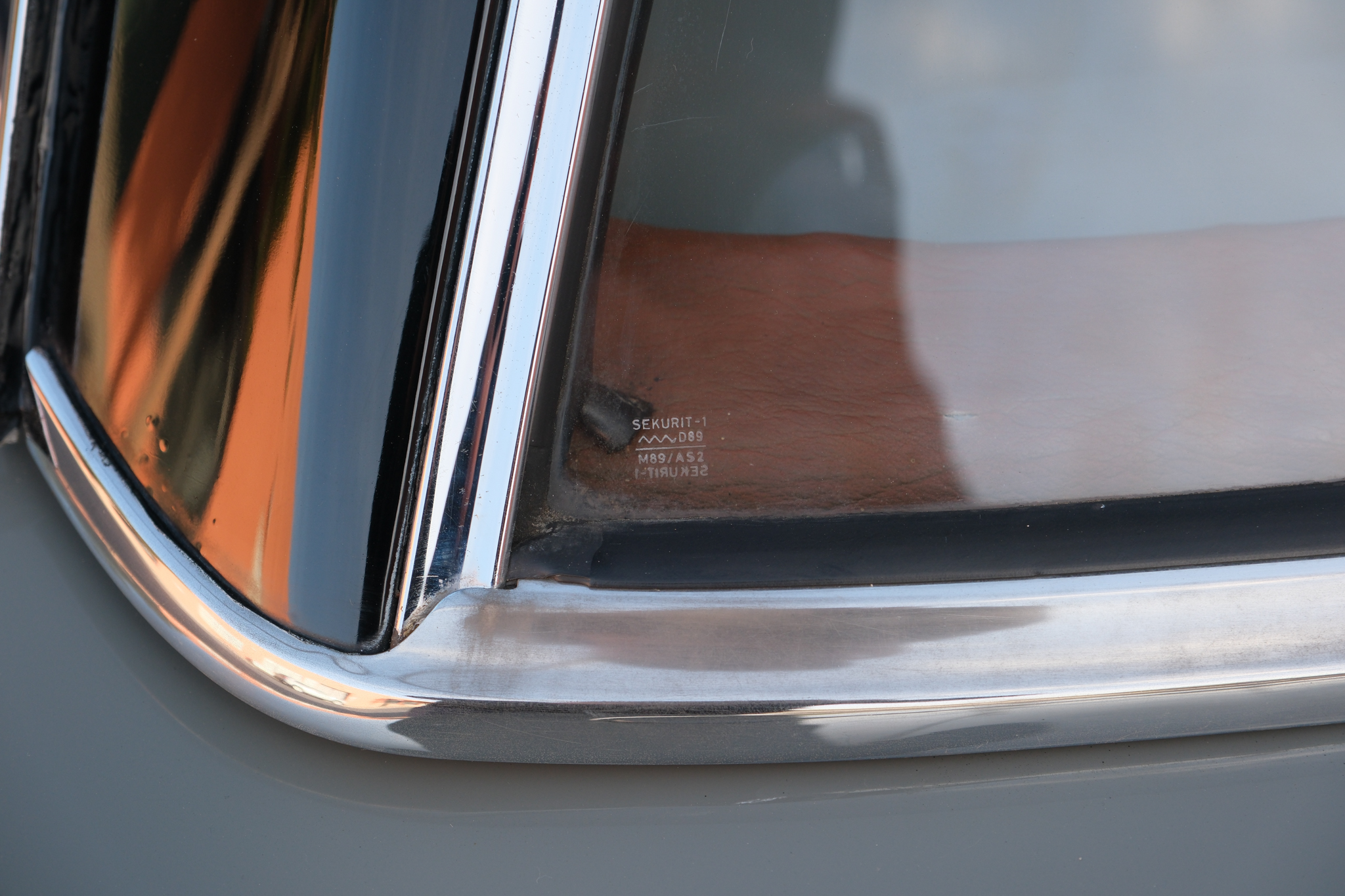1967 Mercedes-Benz 250SL - Exterior