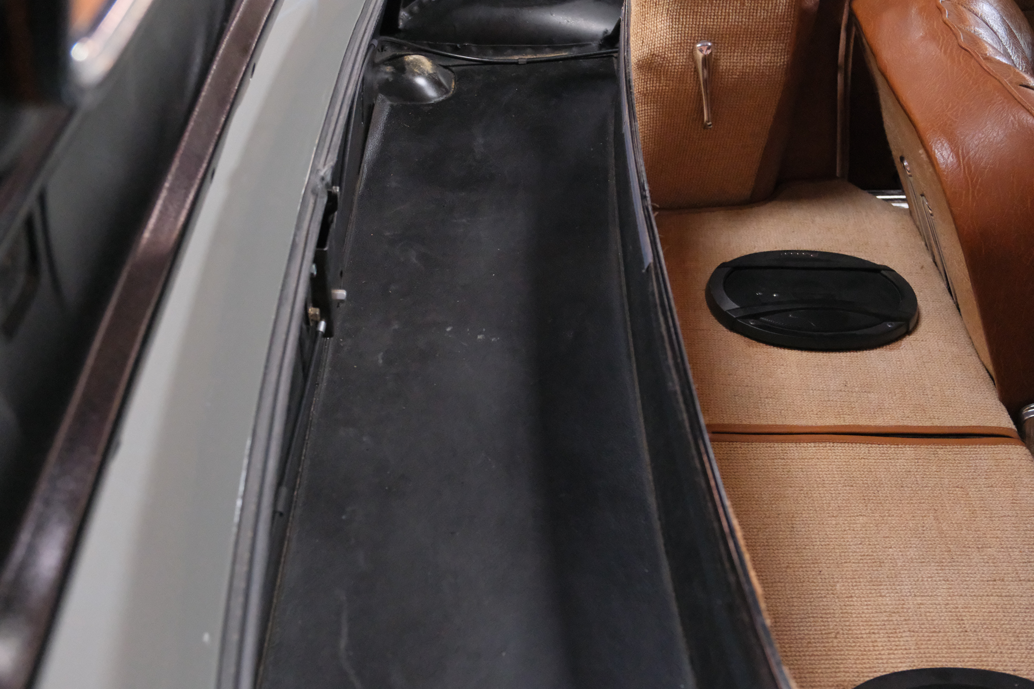1967 Mercedes-Benz 250SL - Interior