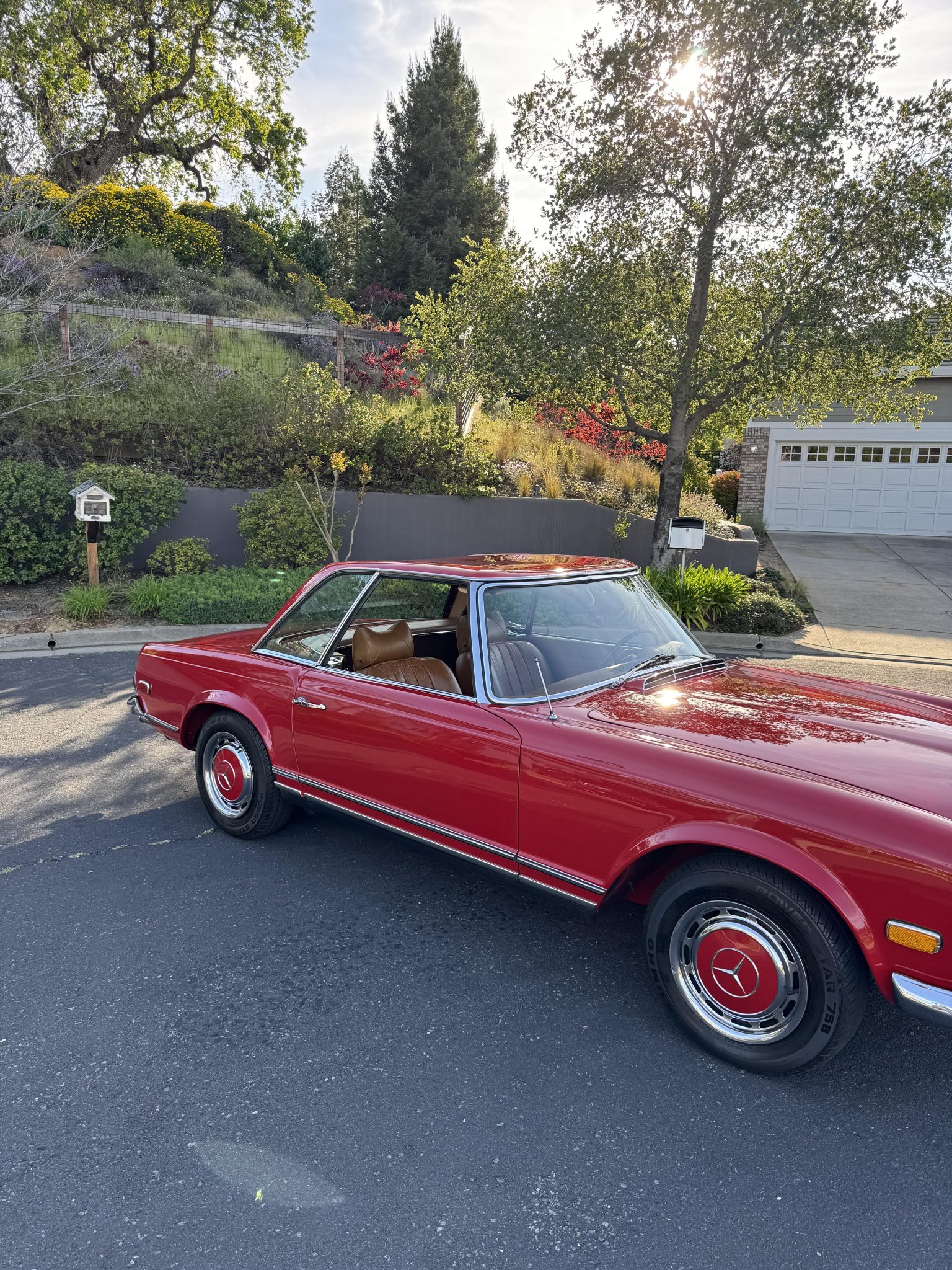 1969 Mercedes-Benz 280SL - Exterior