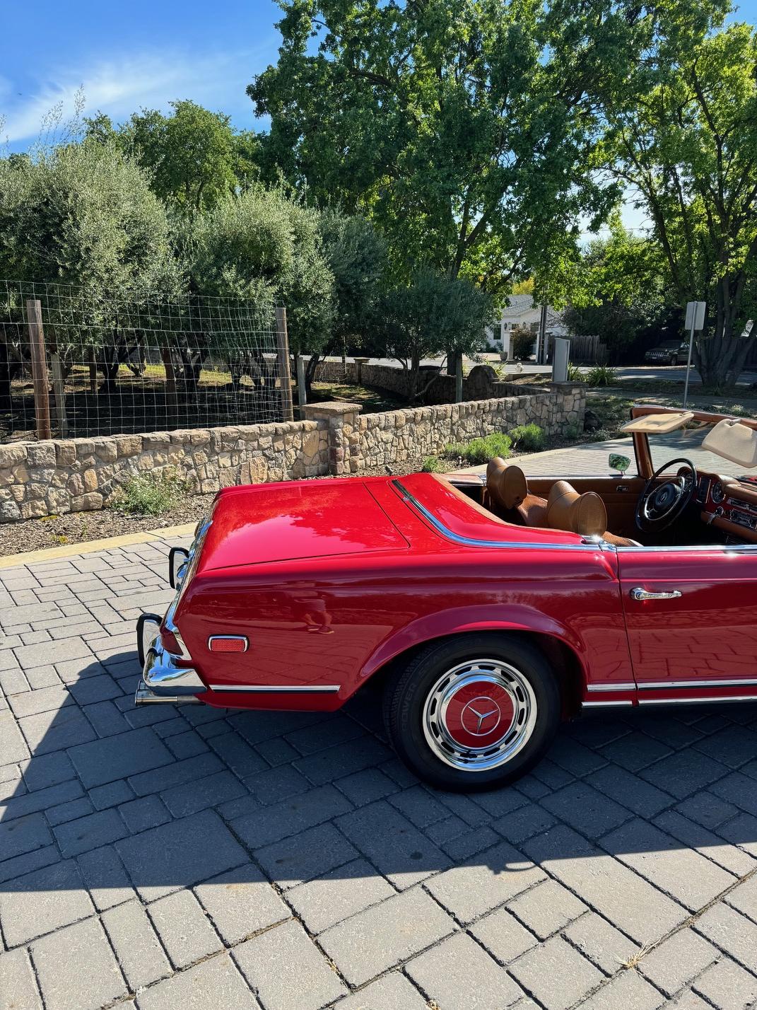 1969 Mercedes-Benz 280SL - Exterior