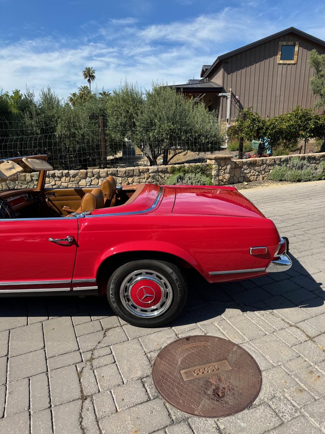 1969 Mercedes-Benz 280SL - Exterior