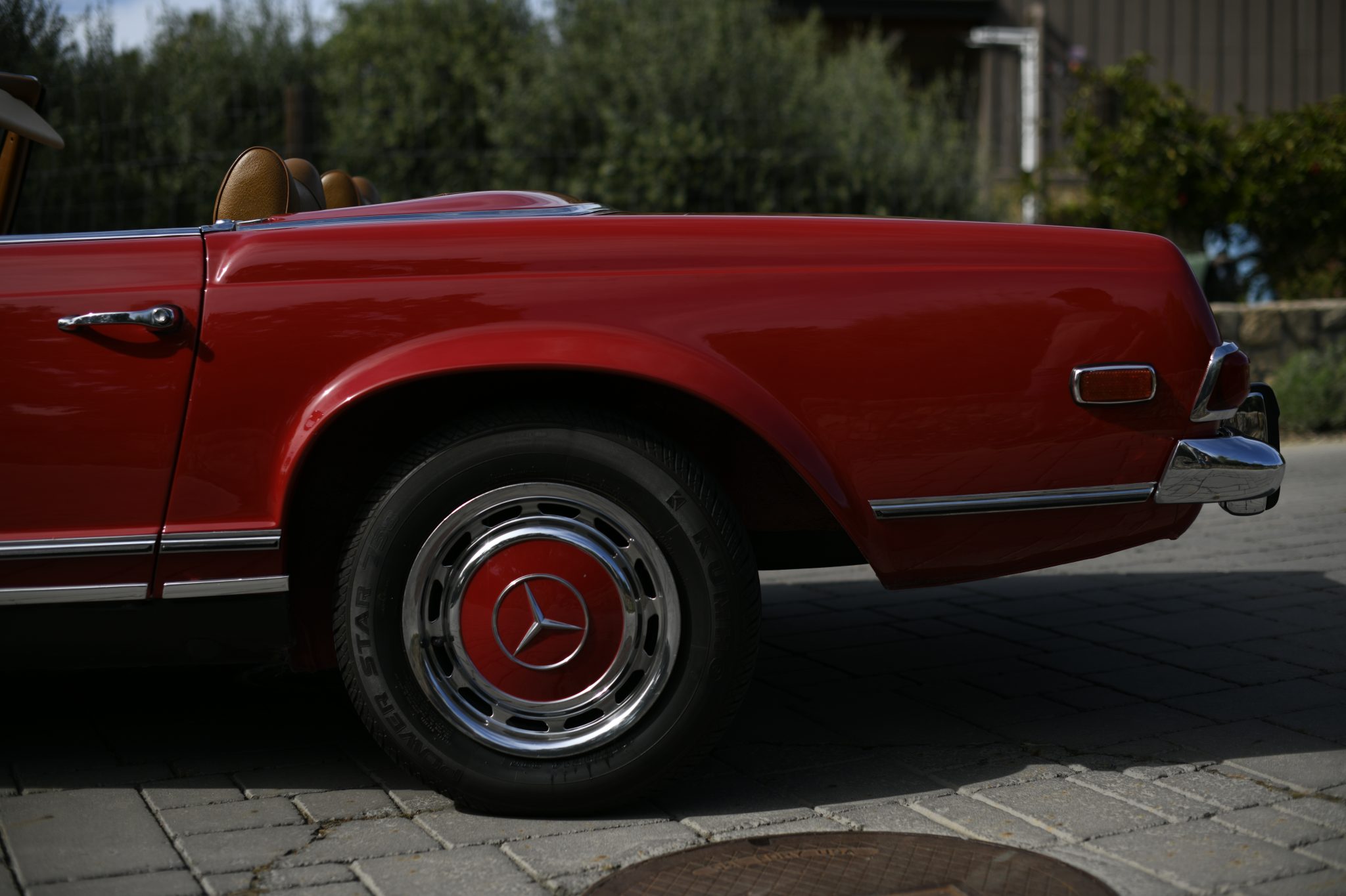 1969 Mercedes-Benz 280SL - Exterior