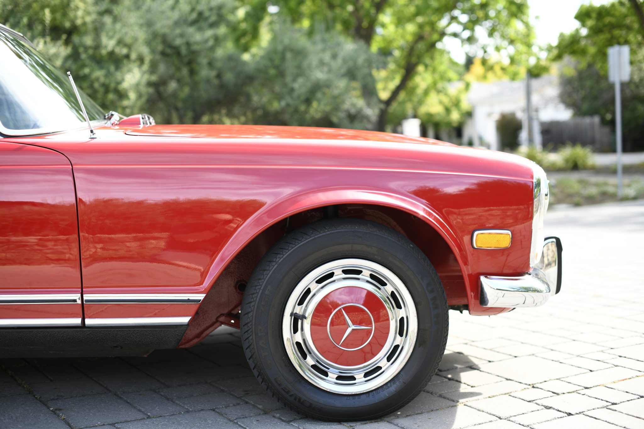 1969 Mercedes-Benz 280SL - Exterior