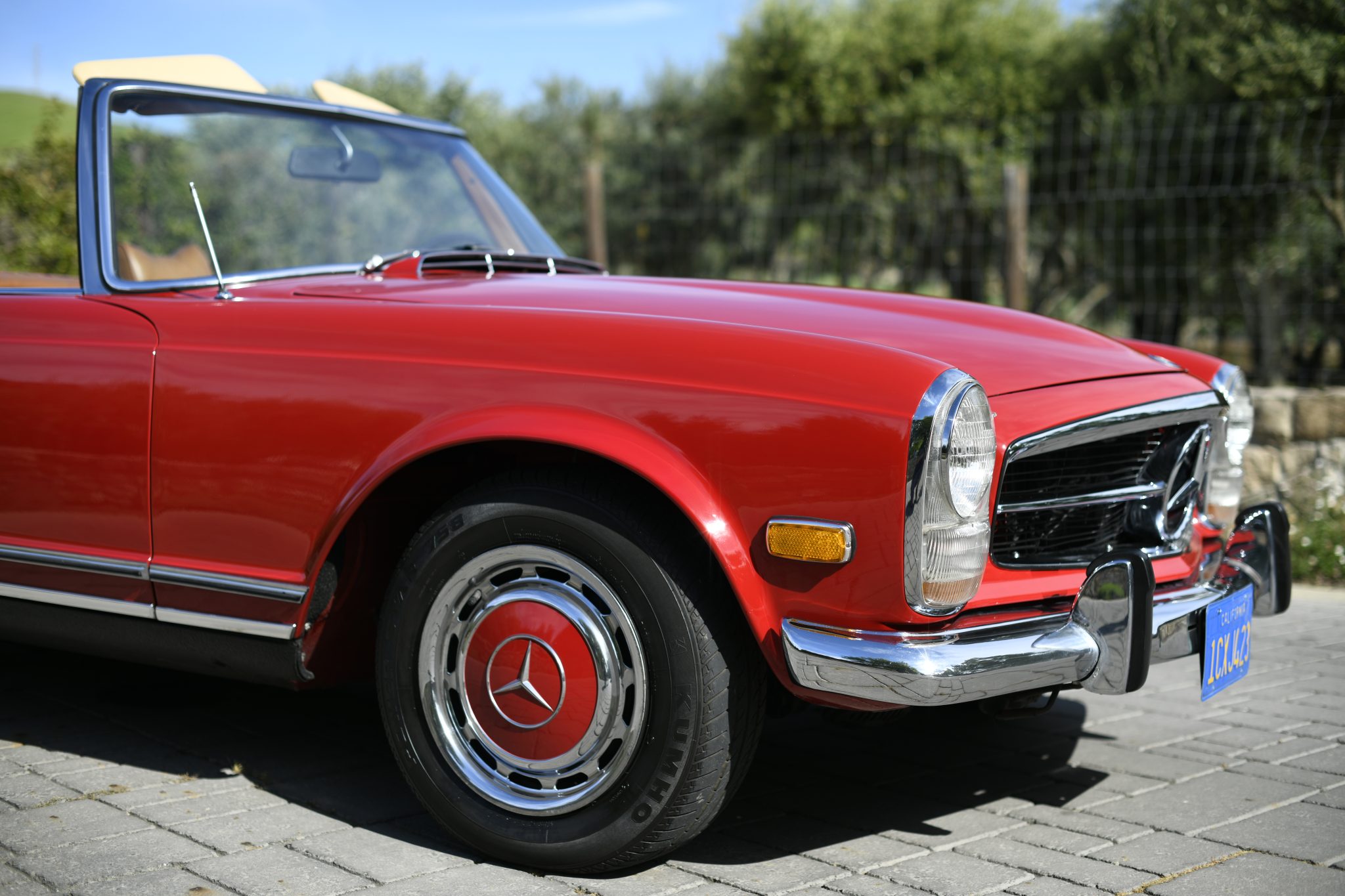 1969 Mercedes-Benz 280SL - Exterior