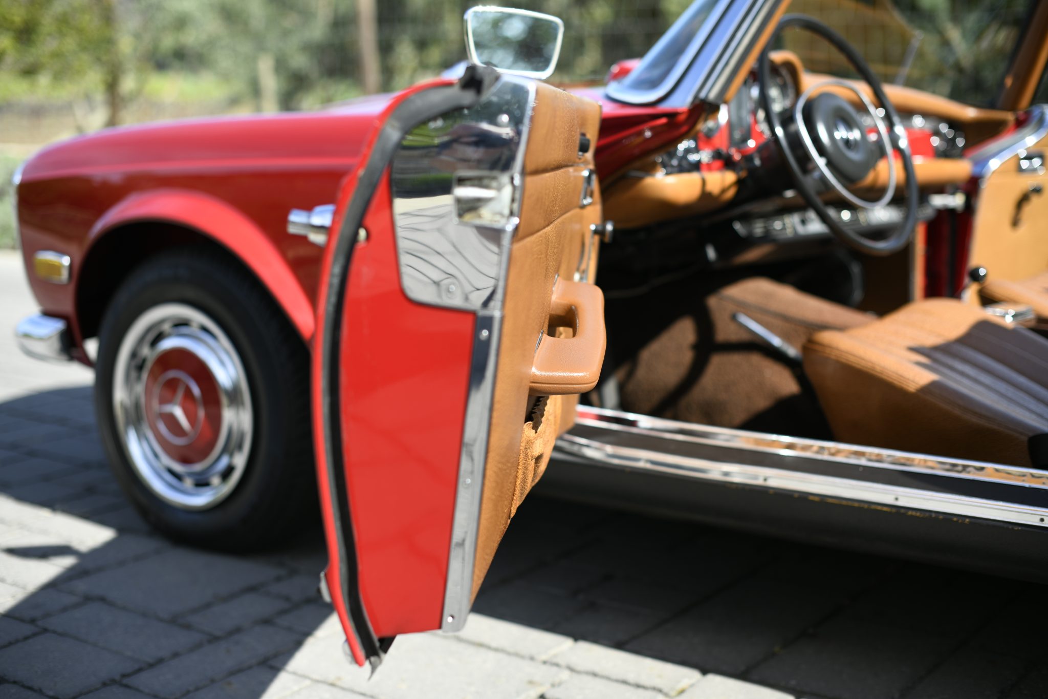 1969 Mercedes-Benz 280SL - Interior