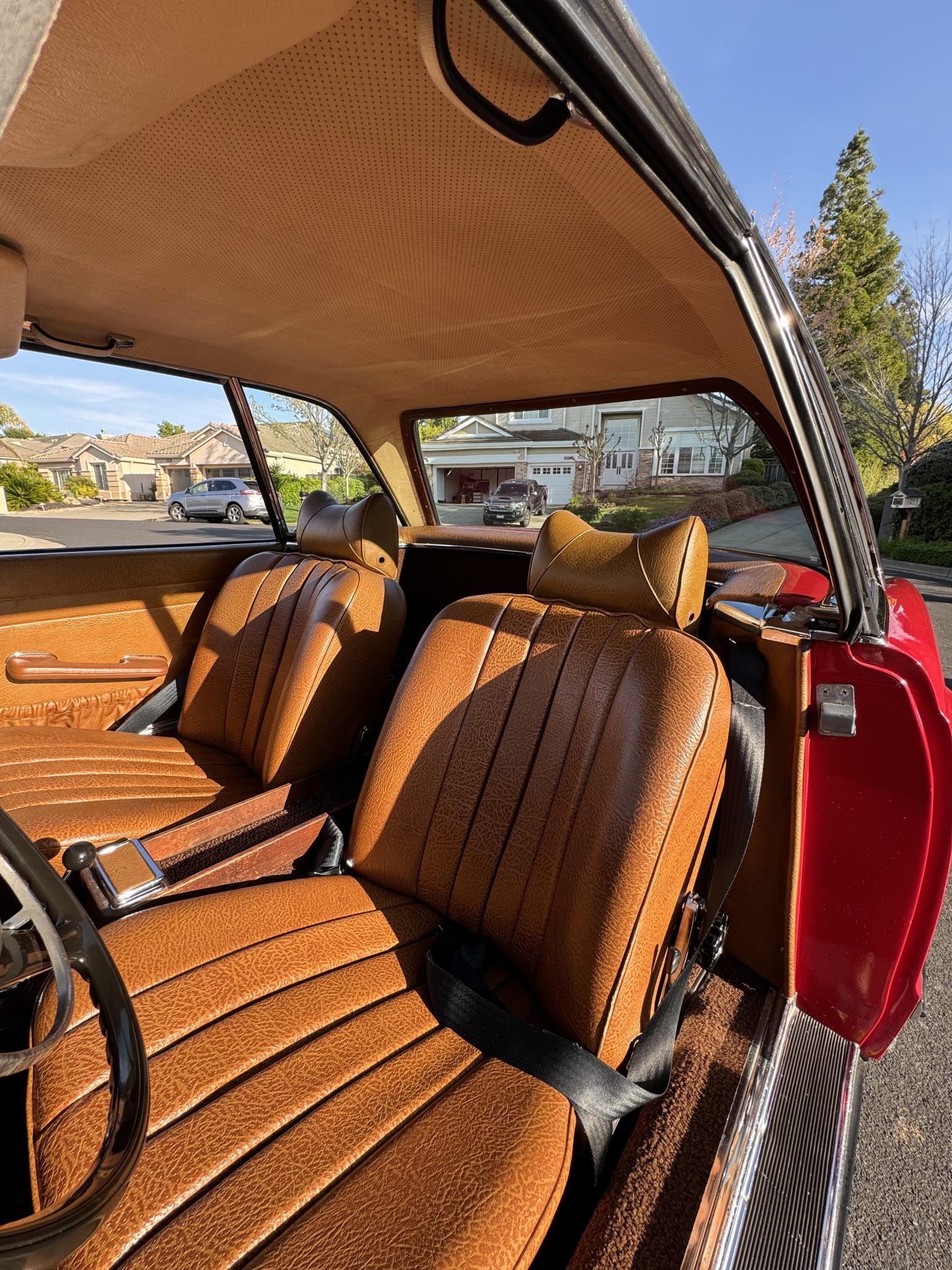 1969 Mercedes-Benz 280SL - Interior