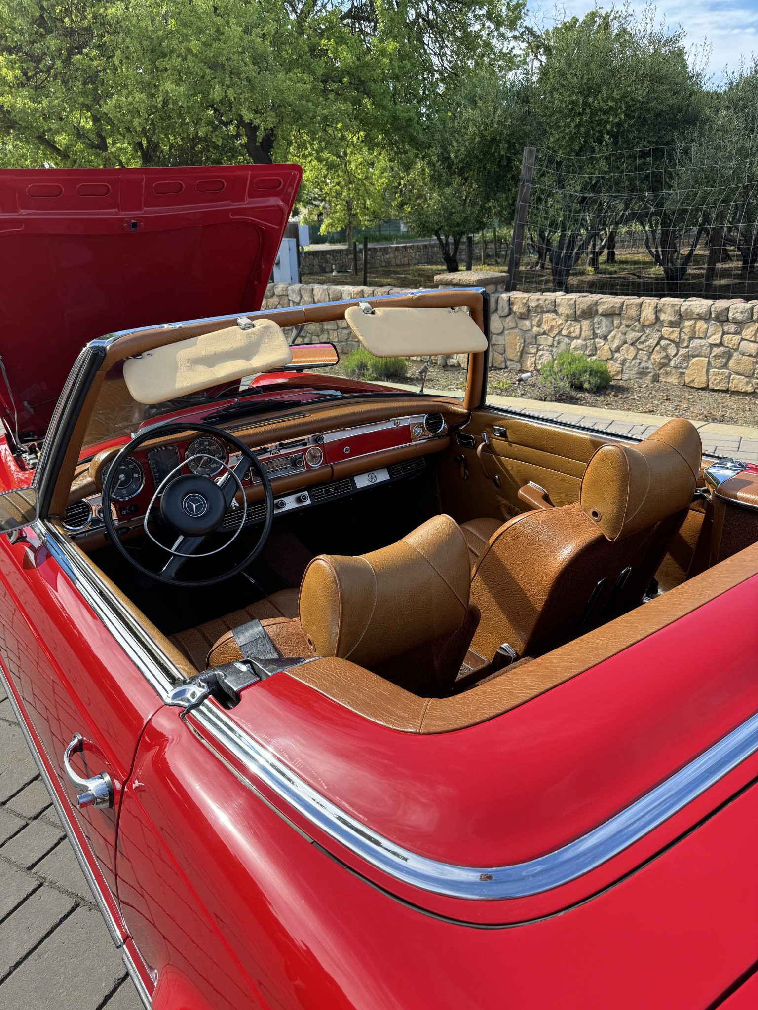 1969 Mercedes-Benz 280SL - Interior