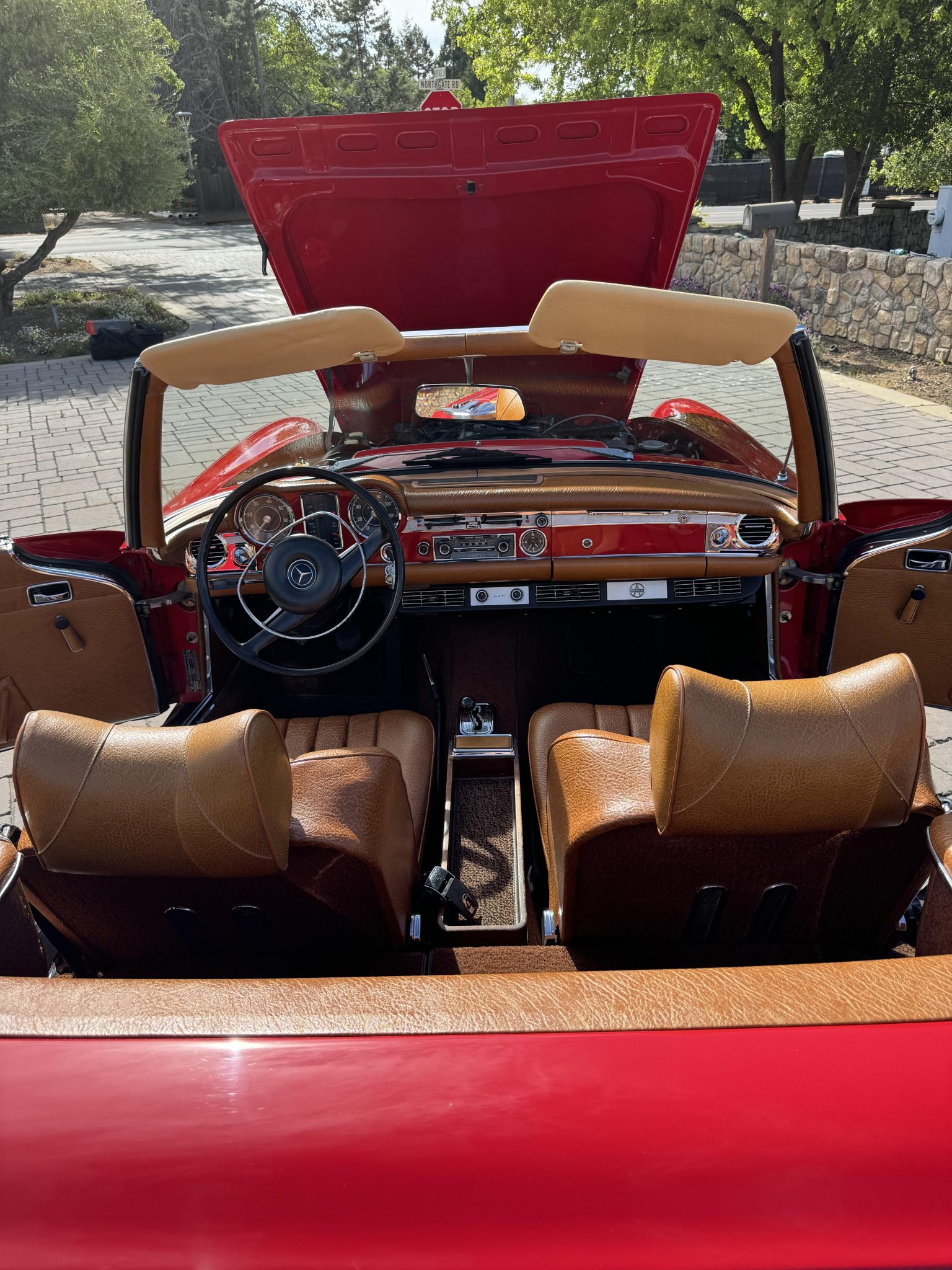 1969 Mercedes-Benz 280SL - Interior