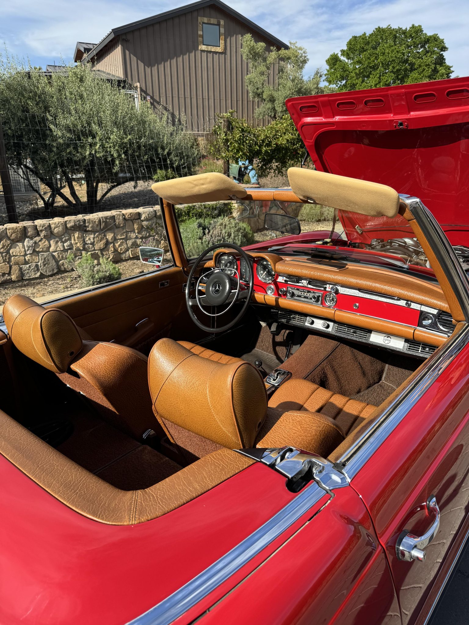 1969 Mercedes-Benz 280SL - Interior