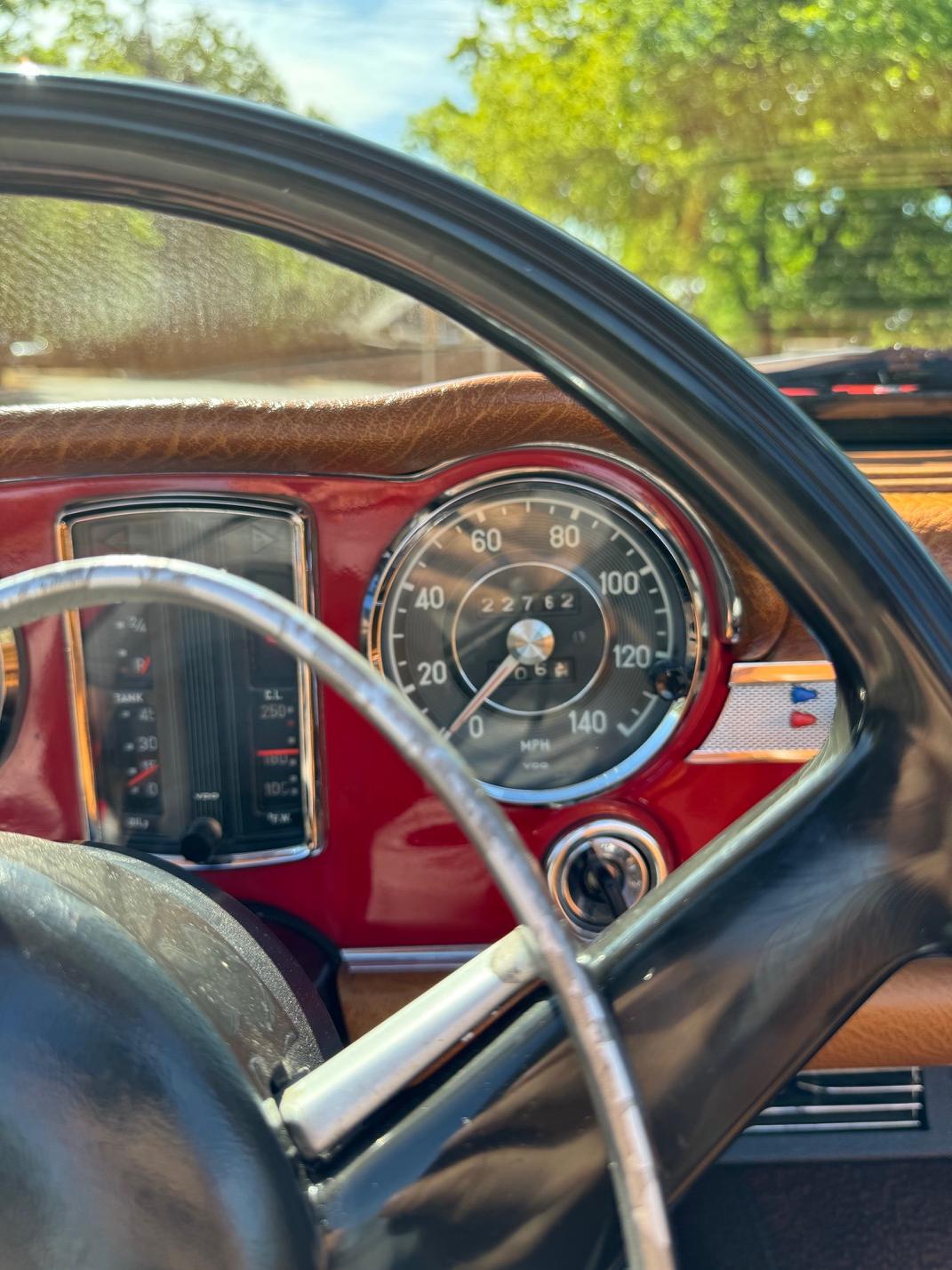1969 Mercedes-Benz 280SL - Interior