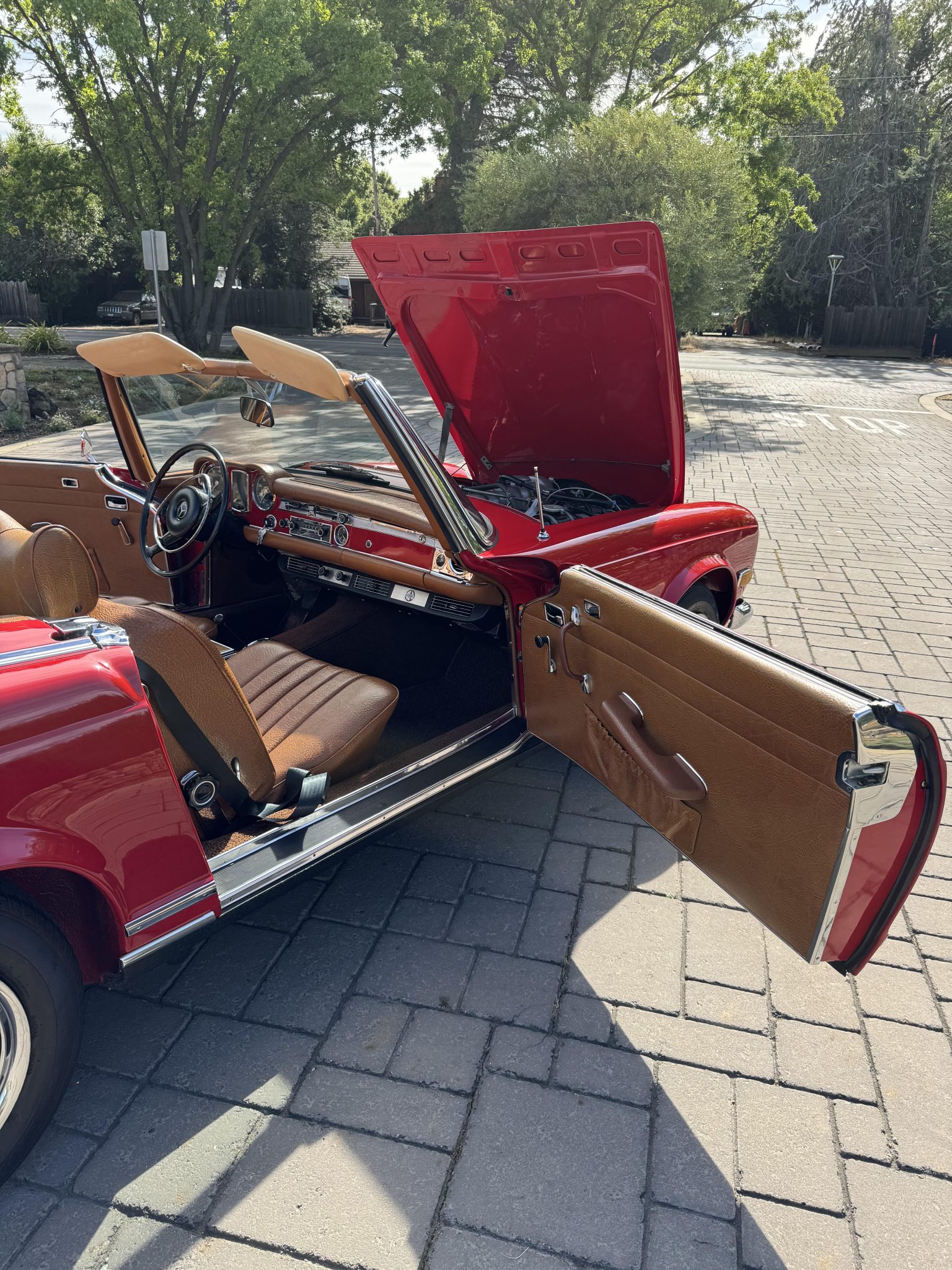 1969 Mercedes-Benz 280SL - Interior
