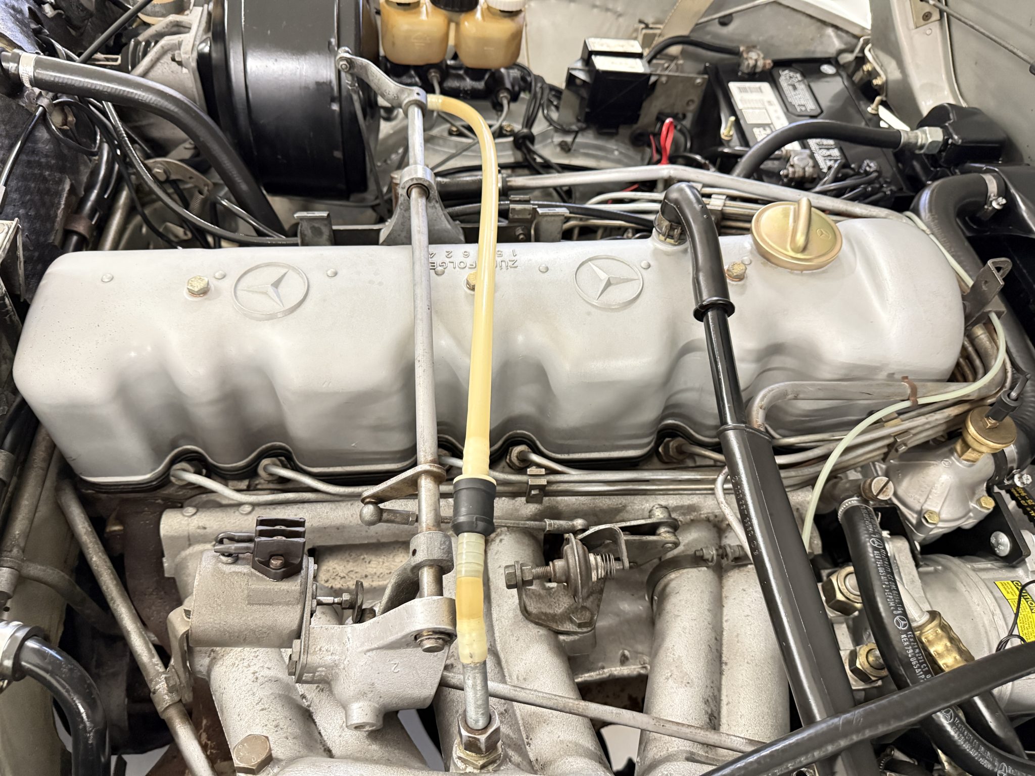 1970 Mercedes-Benz 280SL - Motor