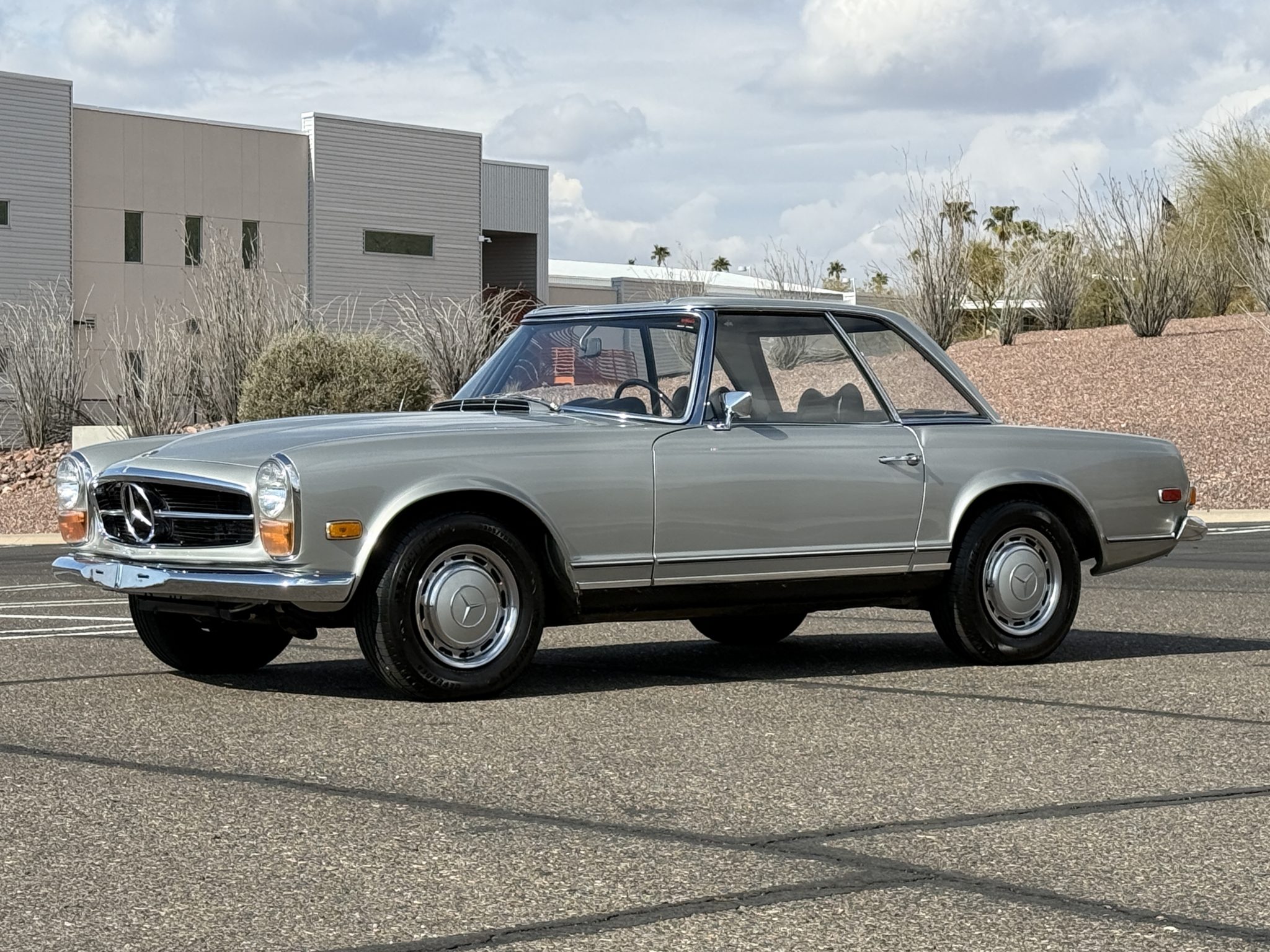 1970 Mercedes-Benz 280SL - Exterior