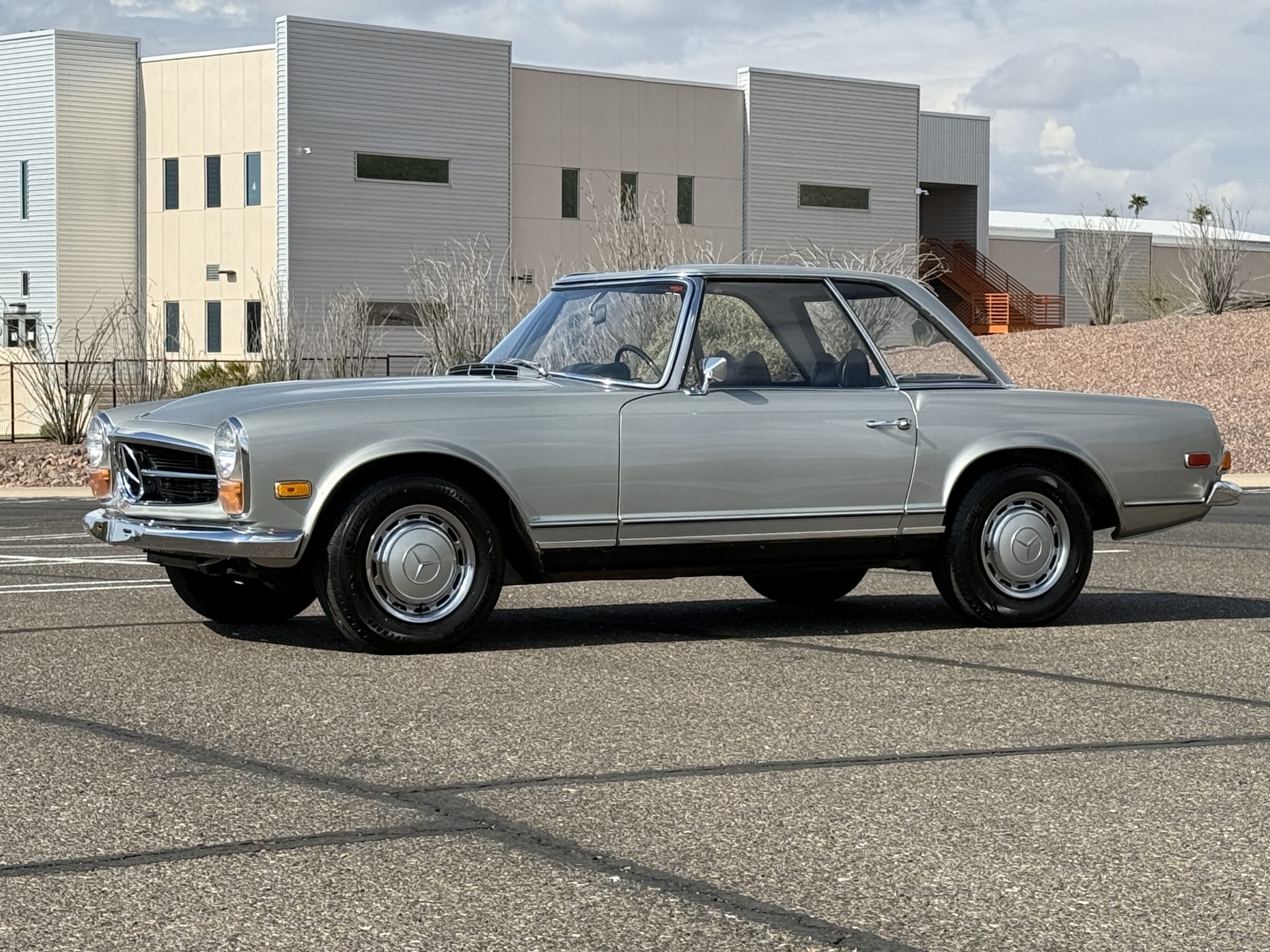 1970 Mercedes-Benz 280SL - Exterior