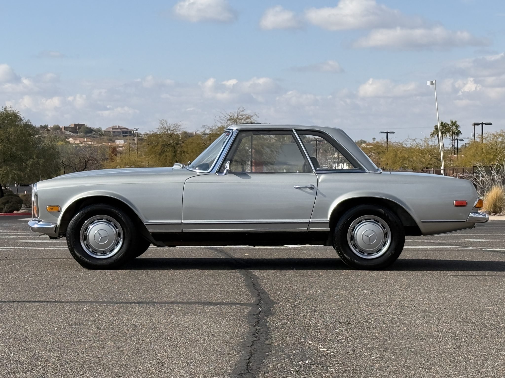 1970 Mercedes-Benz 280SL - Exterior