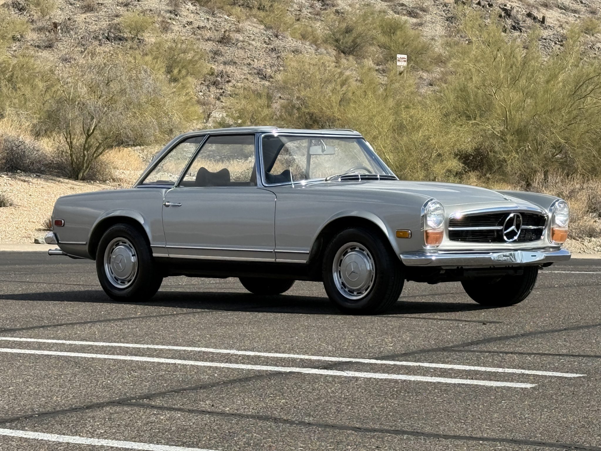 1970 Mercedes-Benz 280SL - Exterior