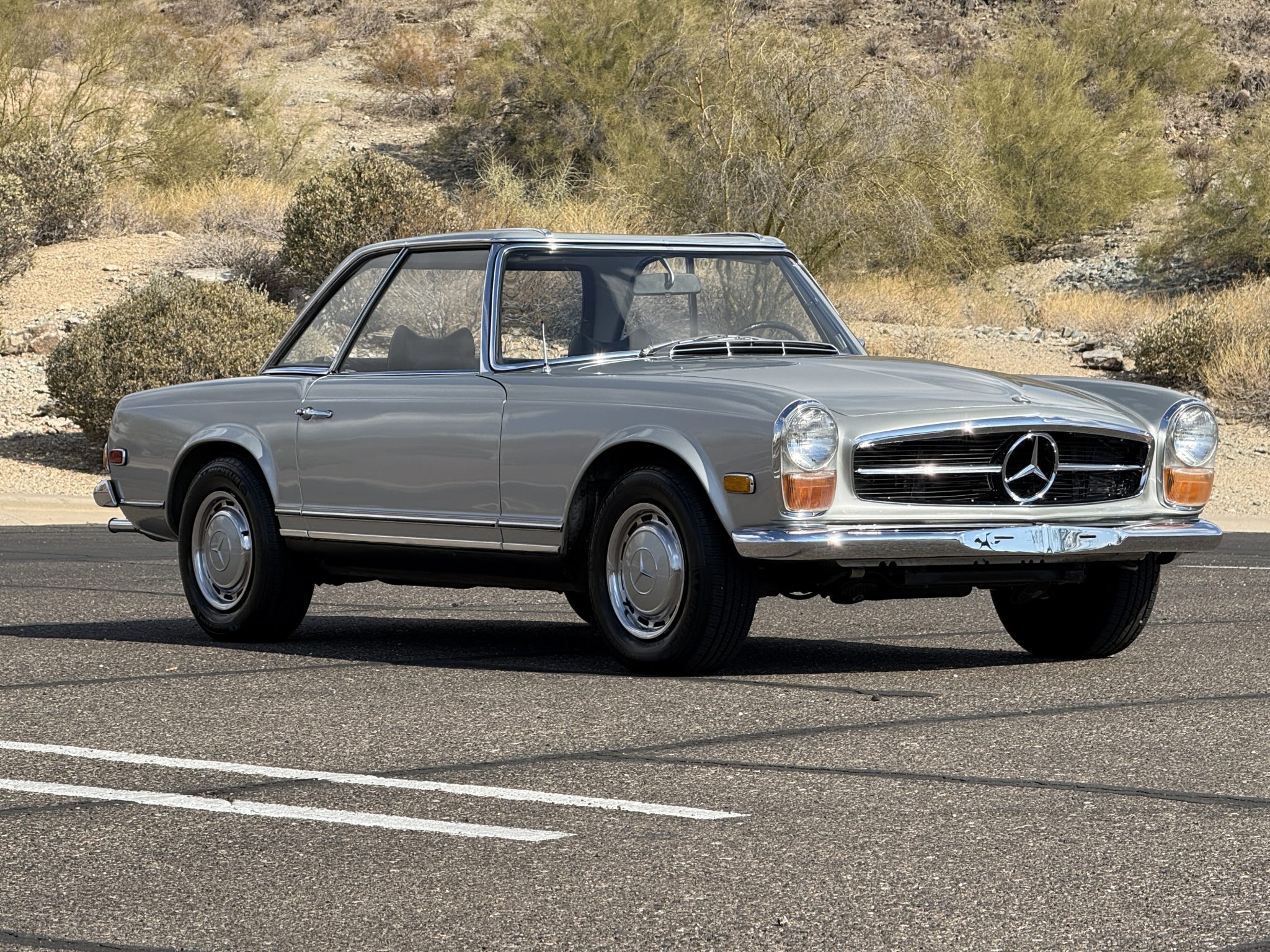 1970 Mercedes-Benz 280SL - Exterior