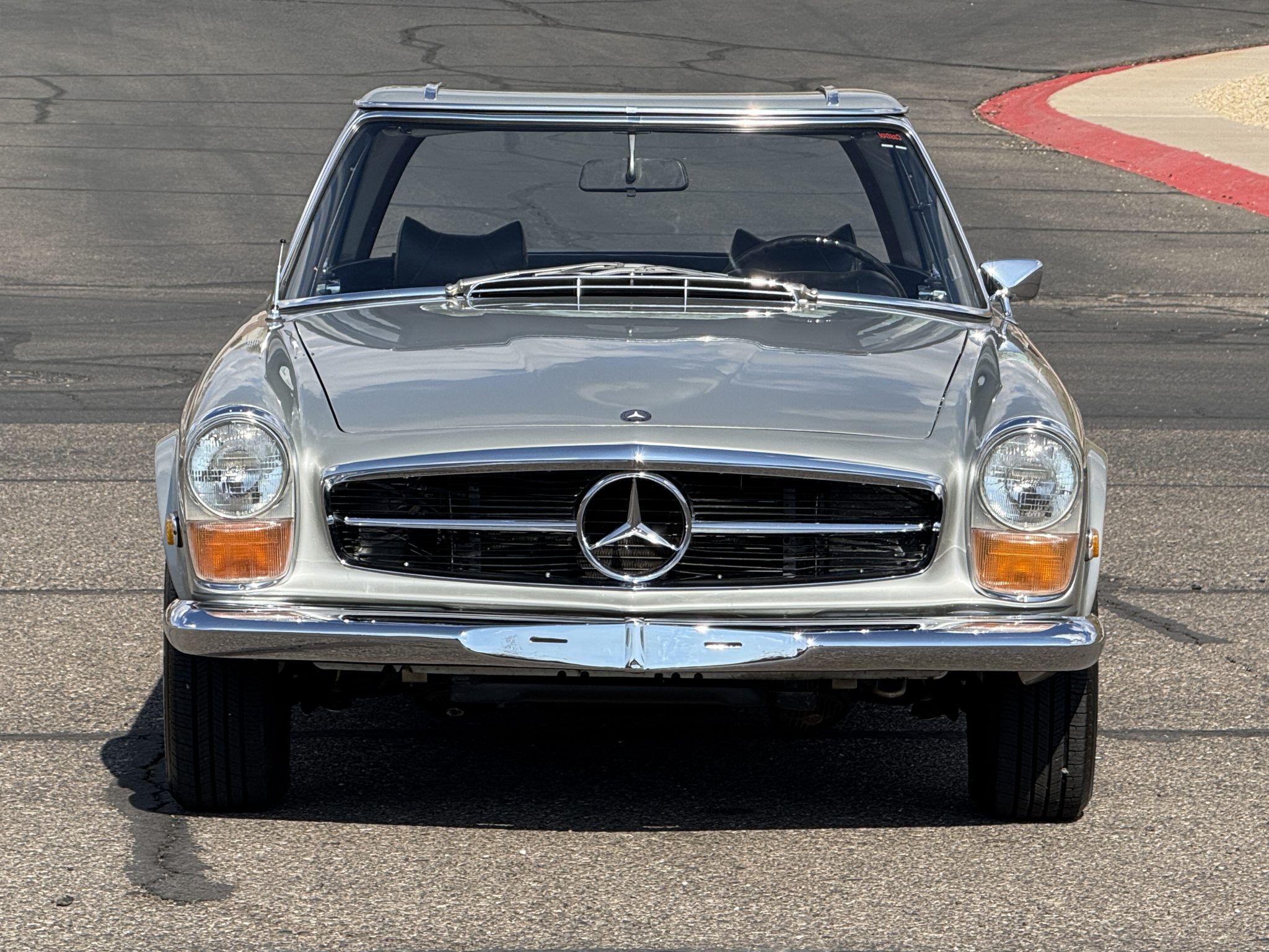 1970 Mercedes-Benz 280SL - Exterior