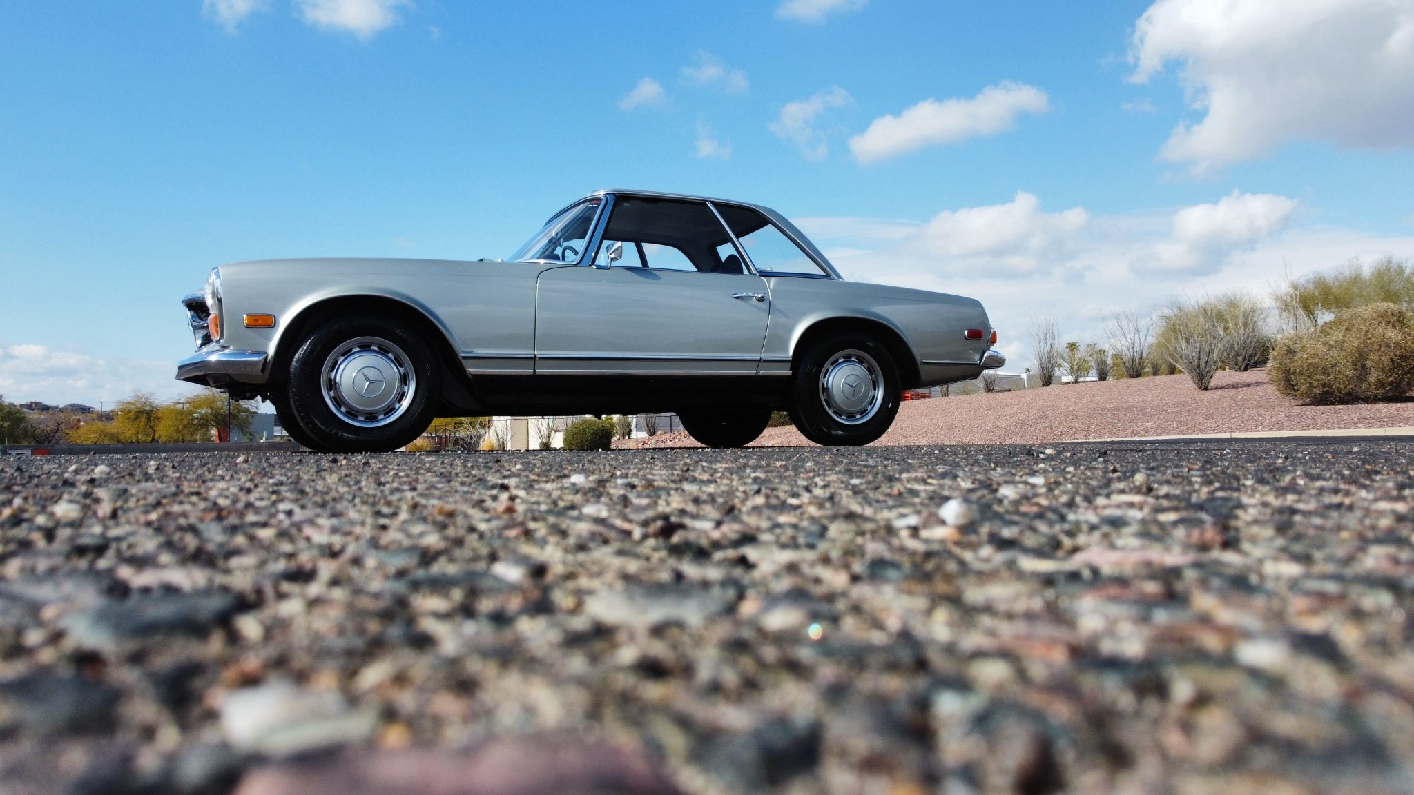 1970 Mercedes-Benz 280SL - Exterior