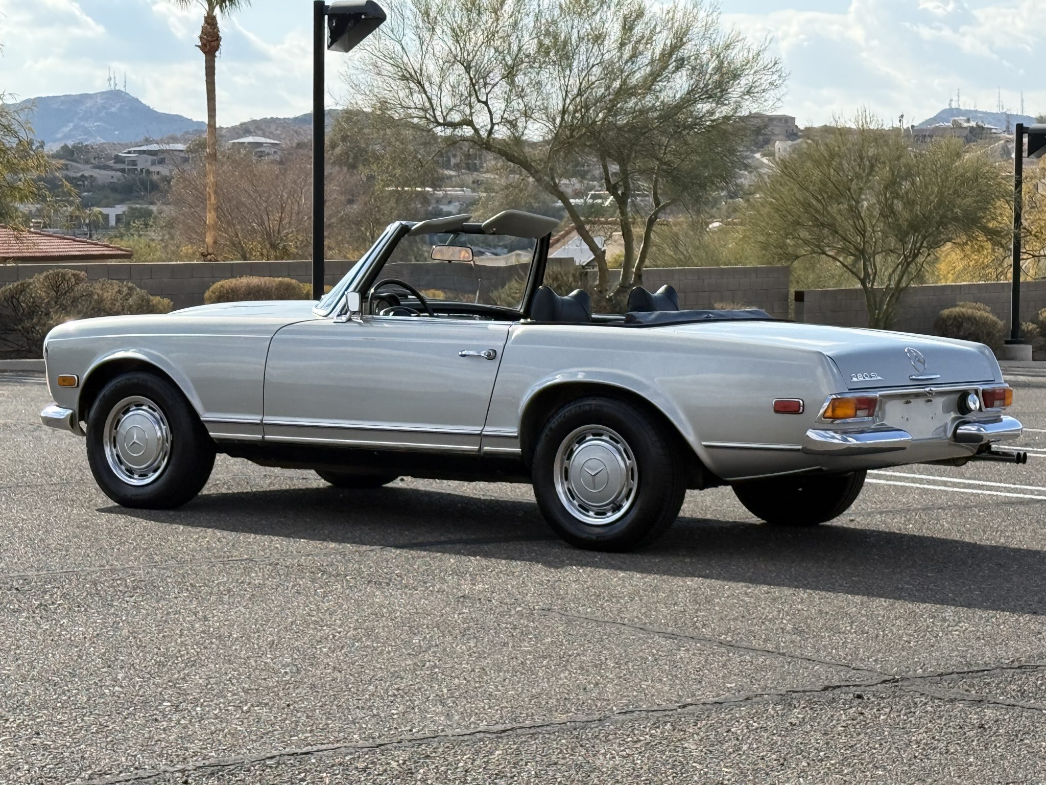 1970 Mercedes-Benz 280SL - Exterior