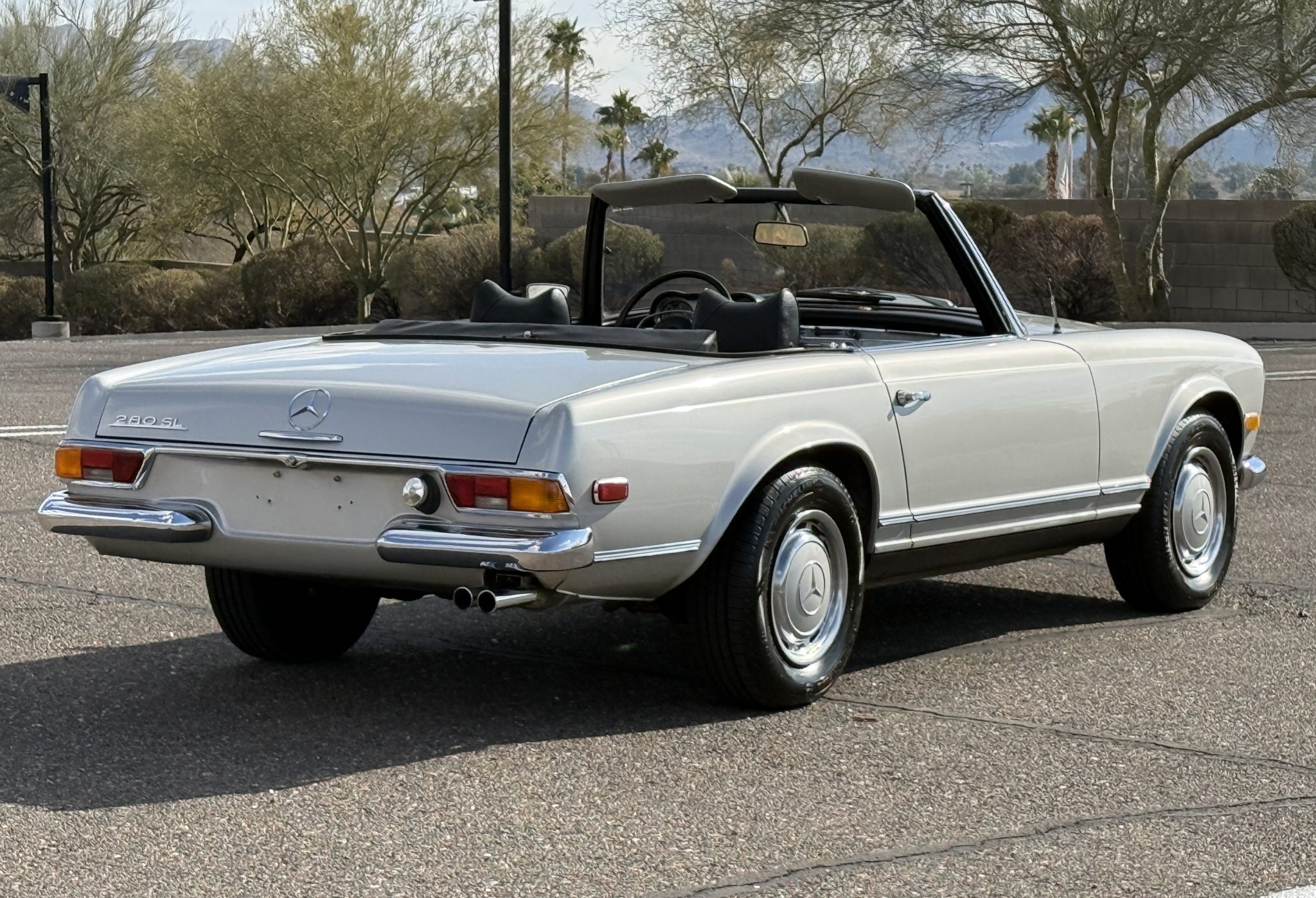 1970 Mercedes-Benz 280SL - Exterior
