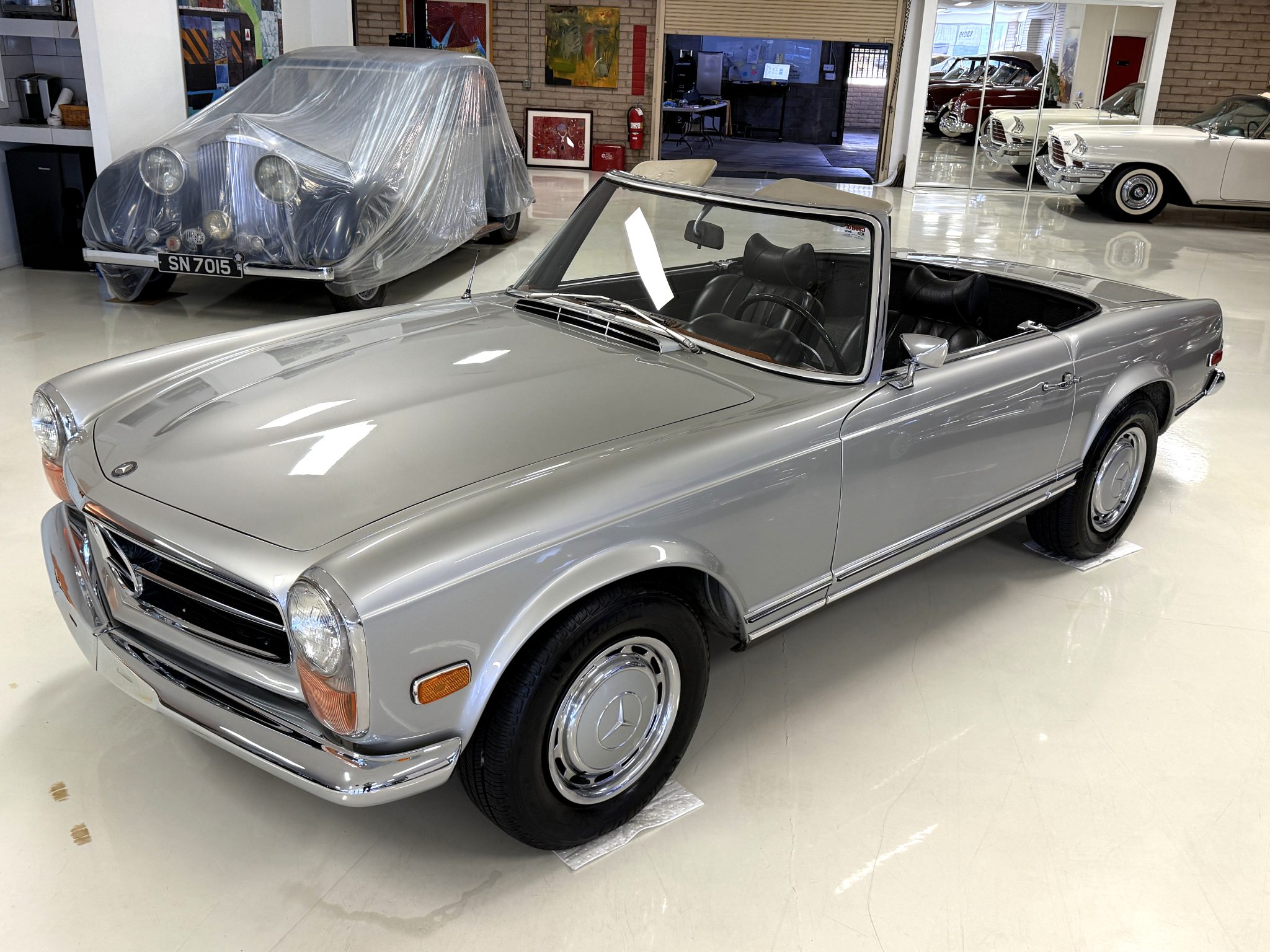 1970 Mercedes-Benz 280SL - Exterior