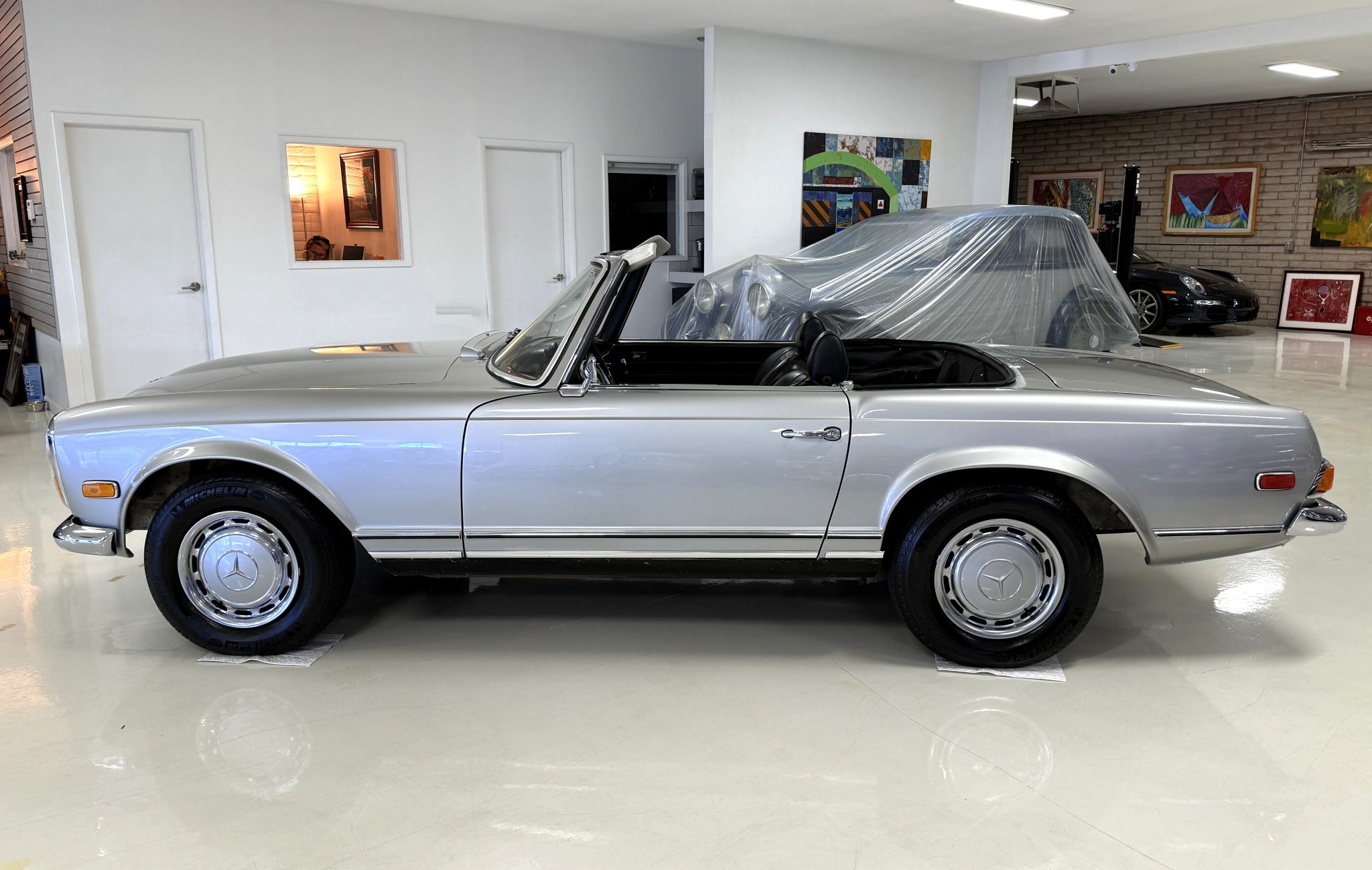 1970 Mercedes-Benz 280SL - Exterior