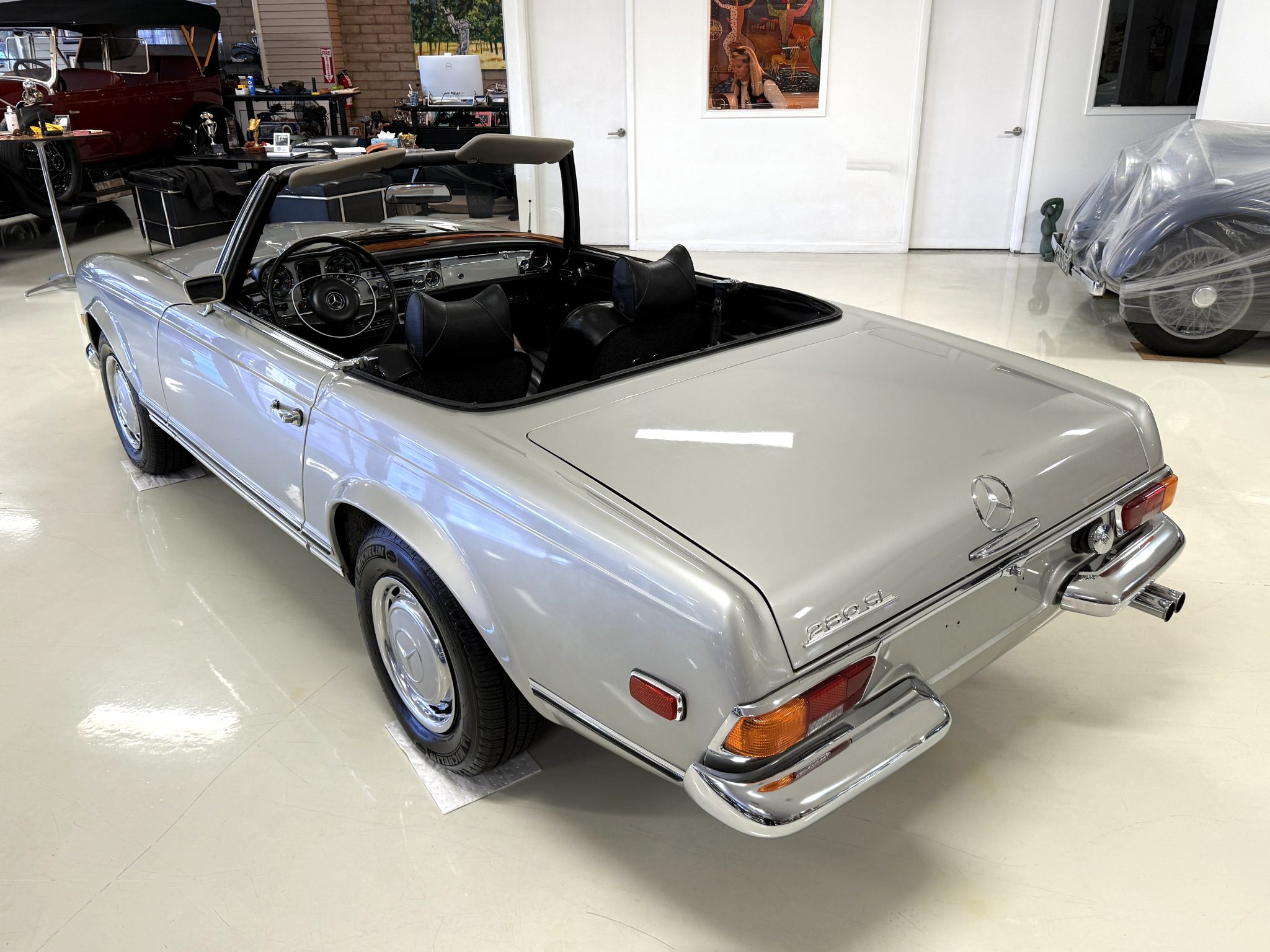 1970 Mercedes-Benz 280SL - Exterior