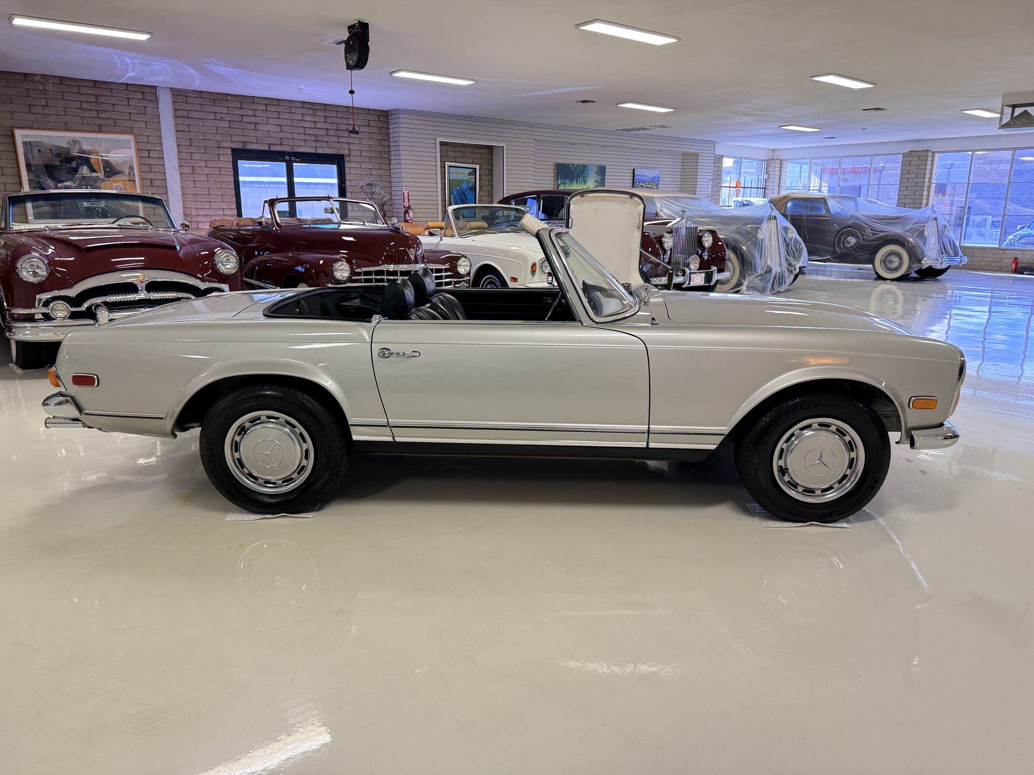 1970 Mercedes-Benz 280SL - Exterior