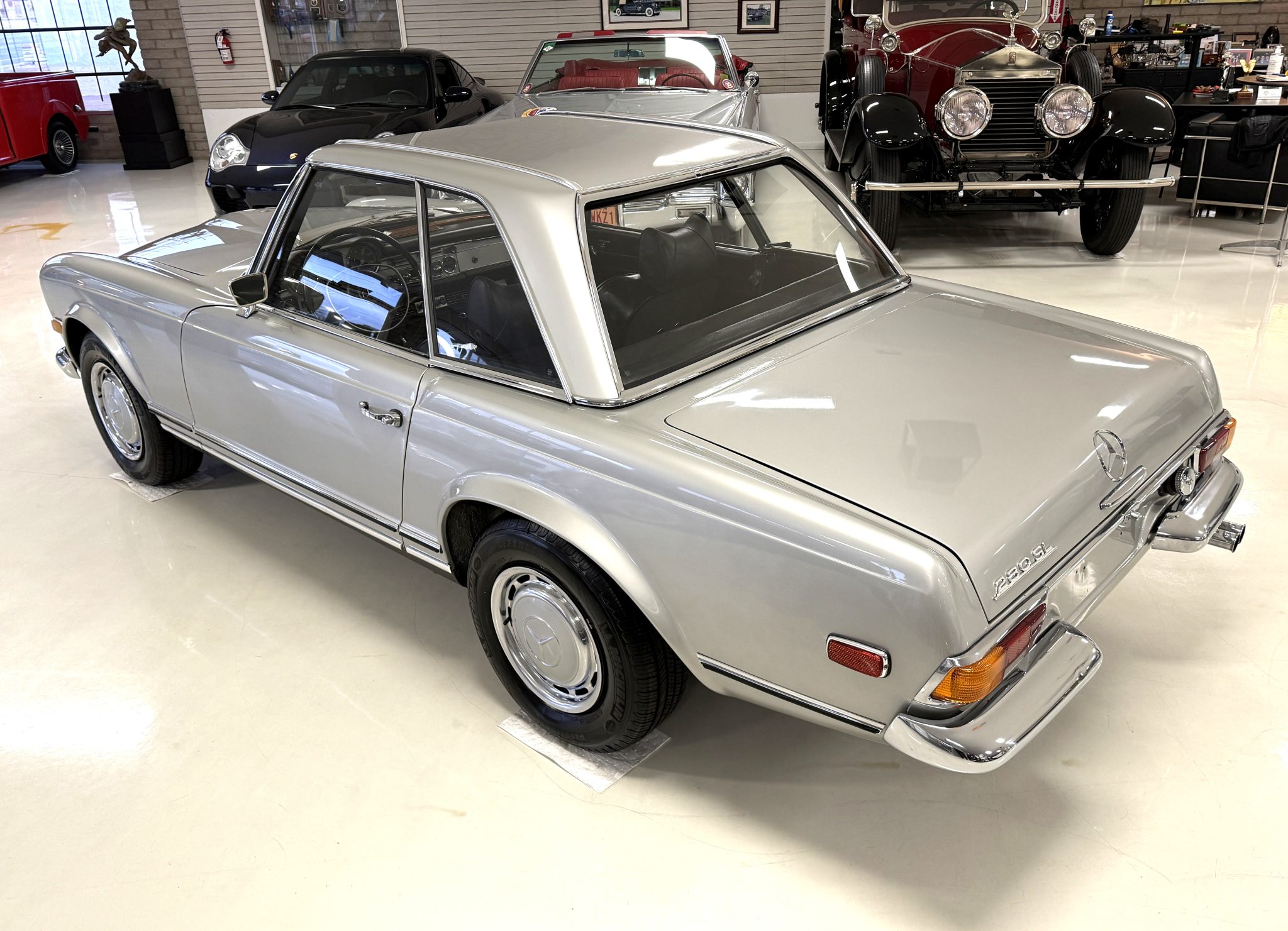 1970 Mercedes-Benz 280SL - Exterior