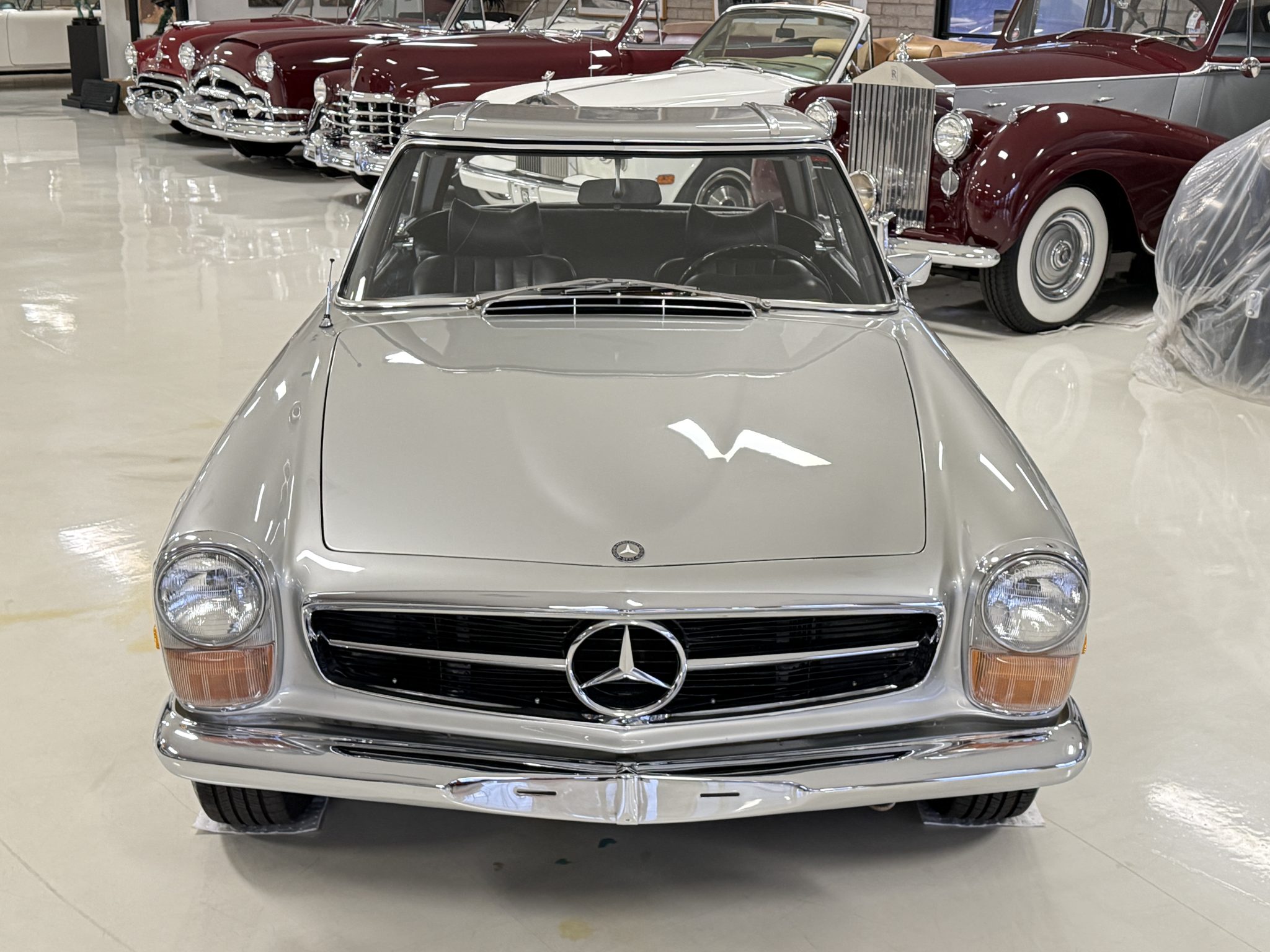 1970 Mercedes-Benz 280SL - Exterior