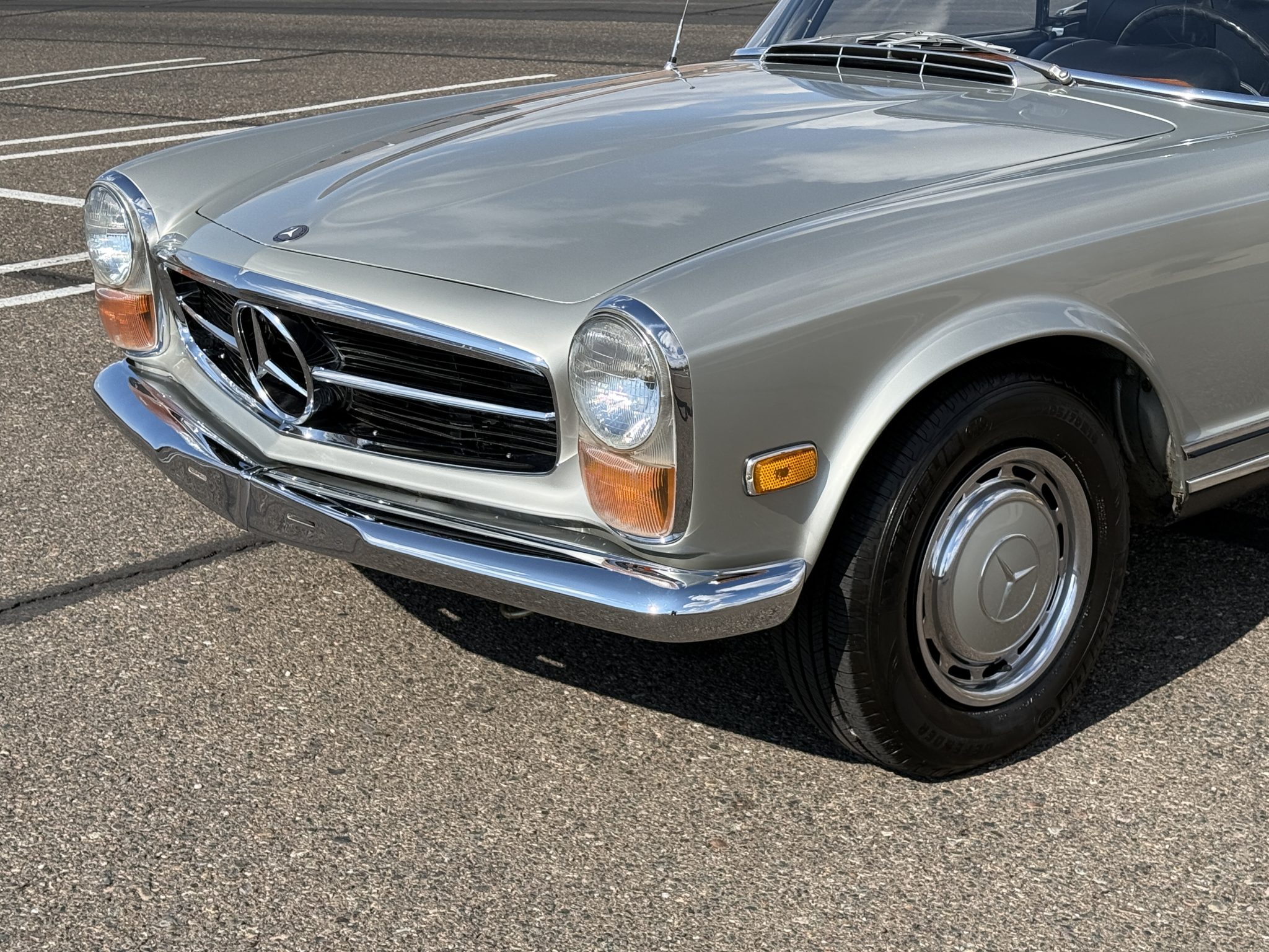 1970 Mercedes-Benz 280SL - Exterior