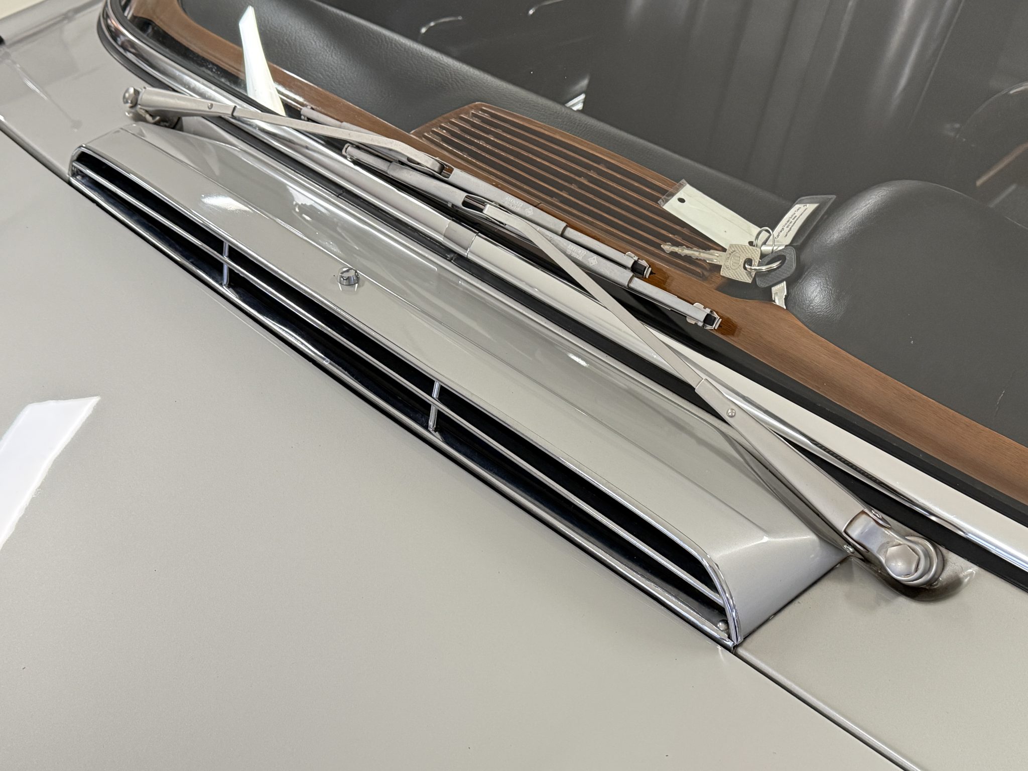 1970 Mercedes-Benz 280SL - Exterior