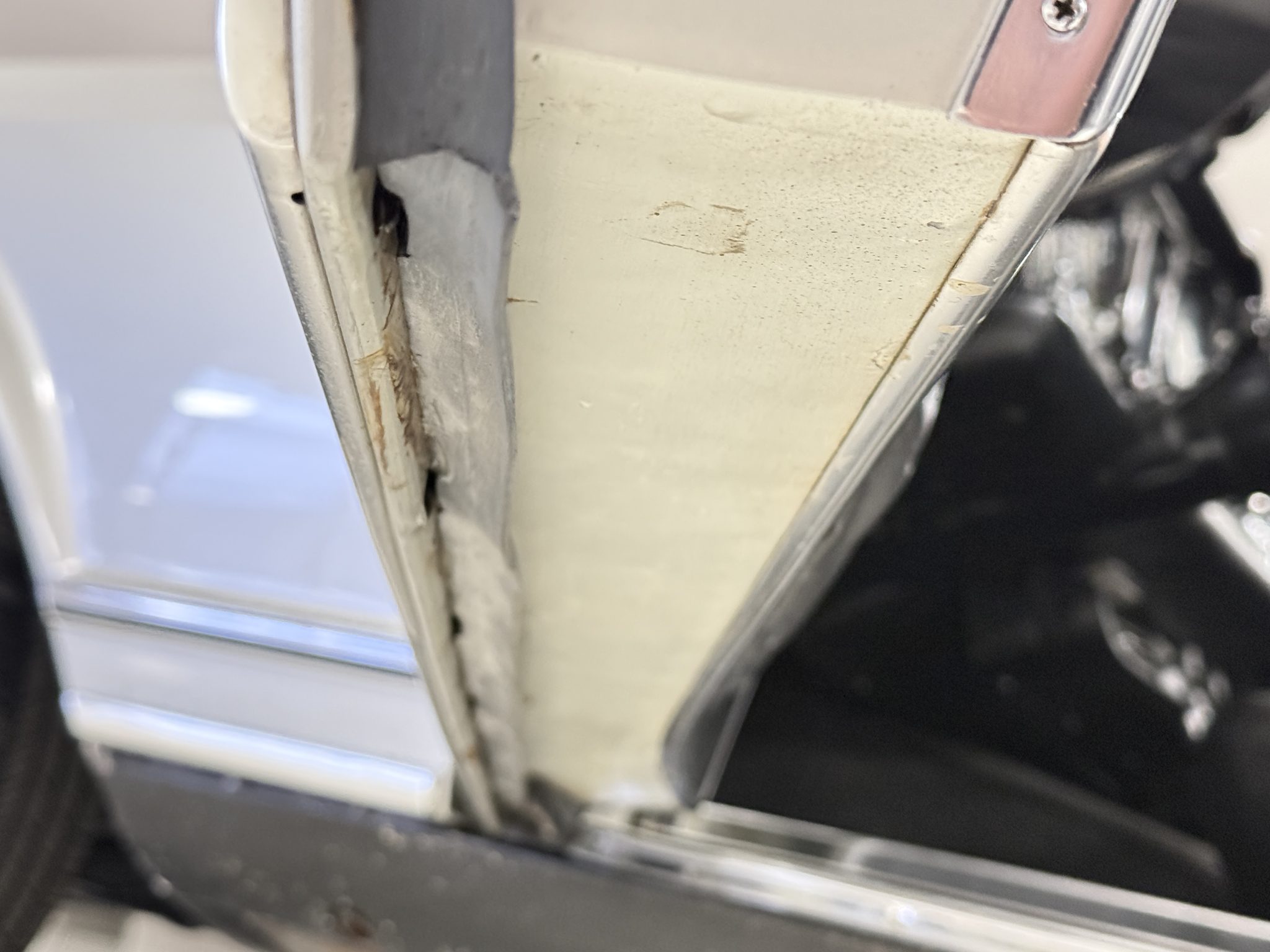 1970 Mercedes-Benz 280SL - Interior