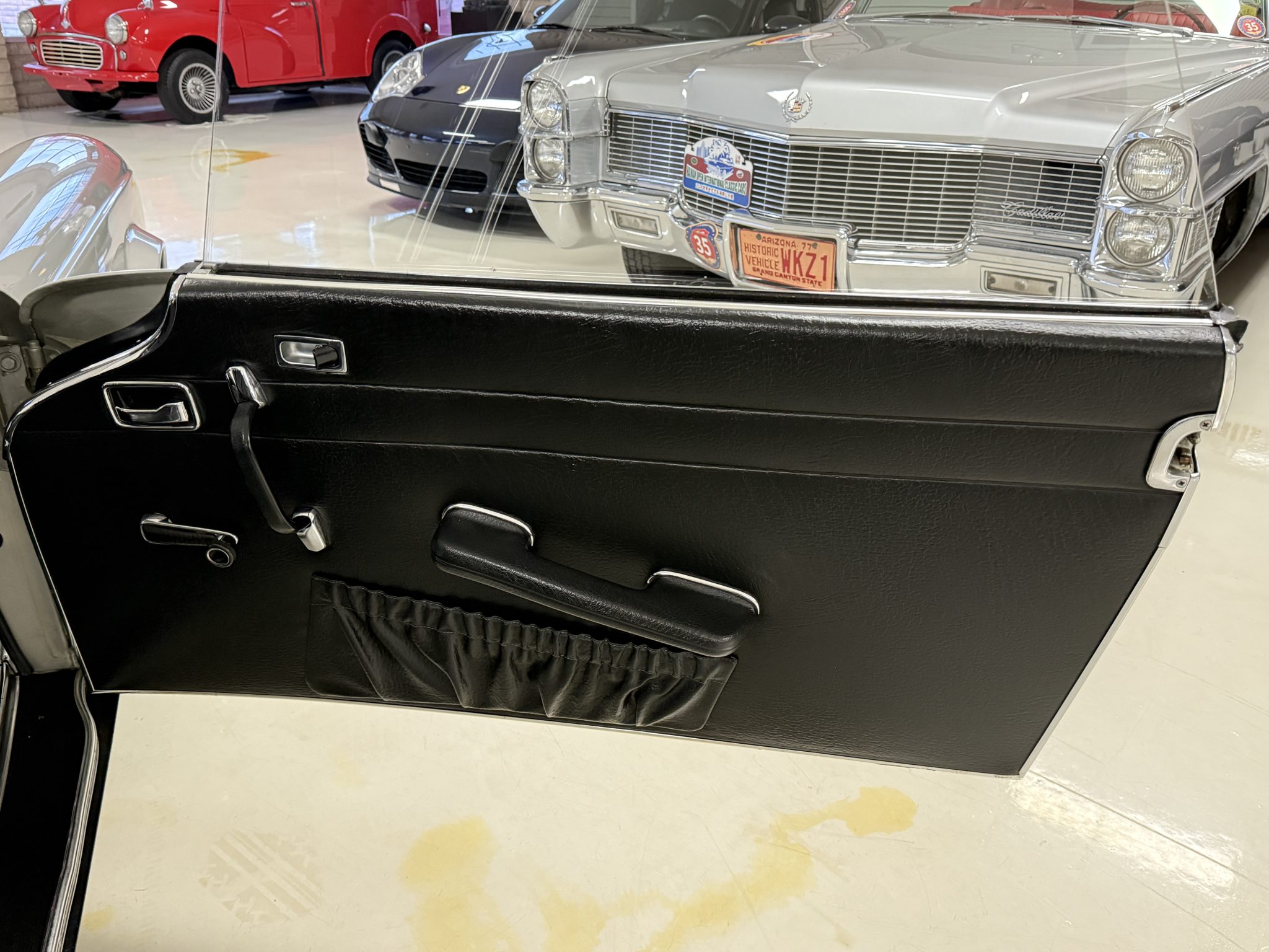 1970 Mercedes-Benz 280SL - Interior