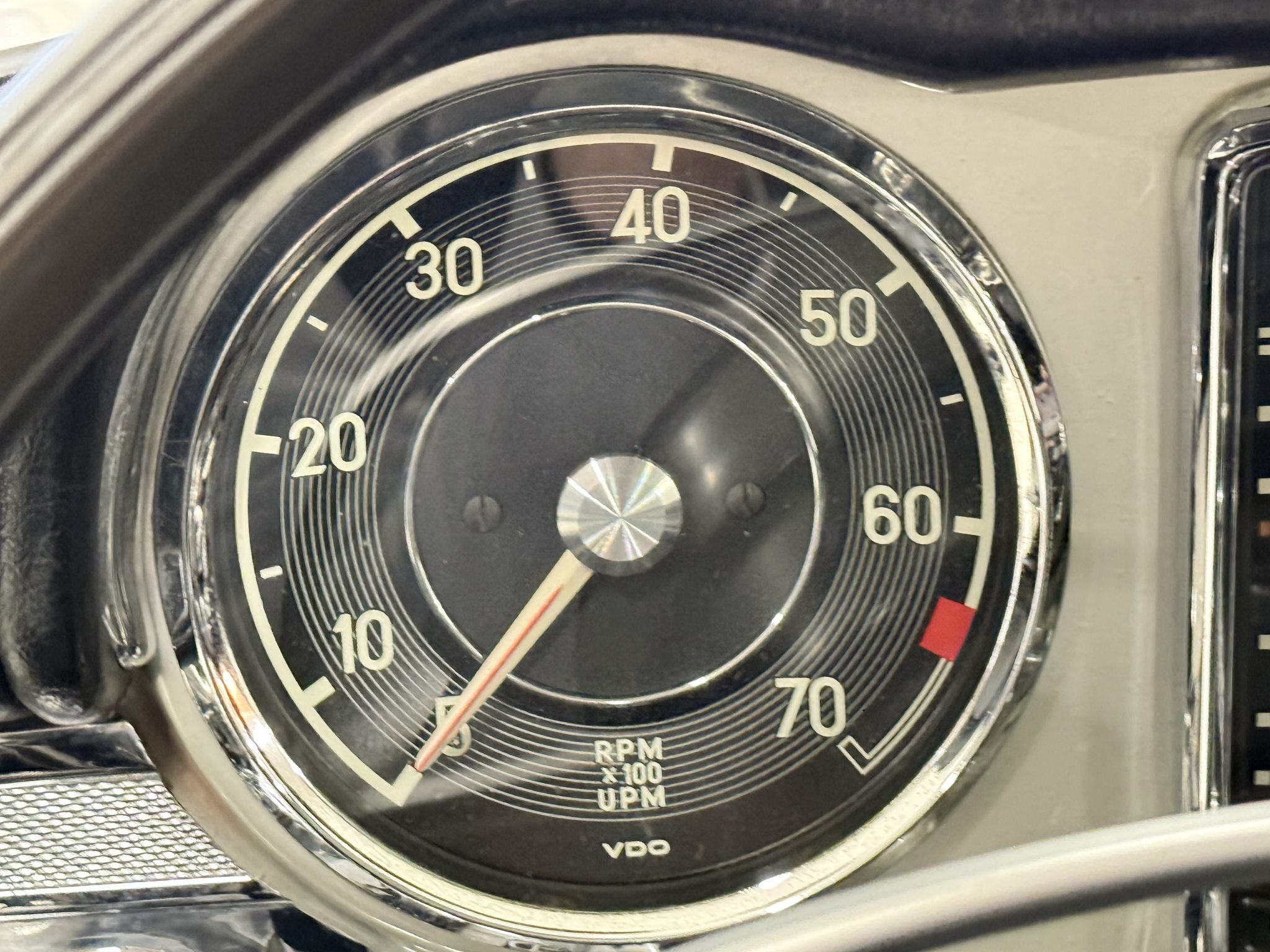 1970 Mercedes-Benz 280SL - Interior