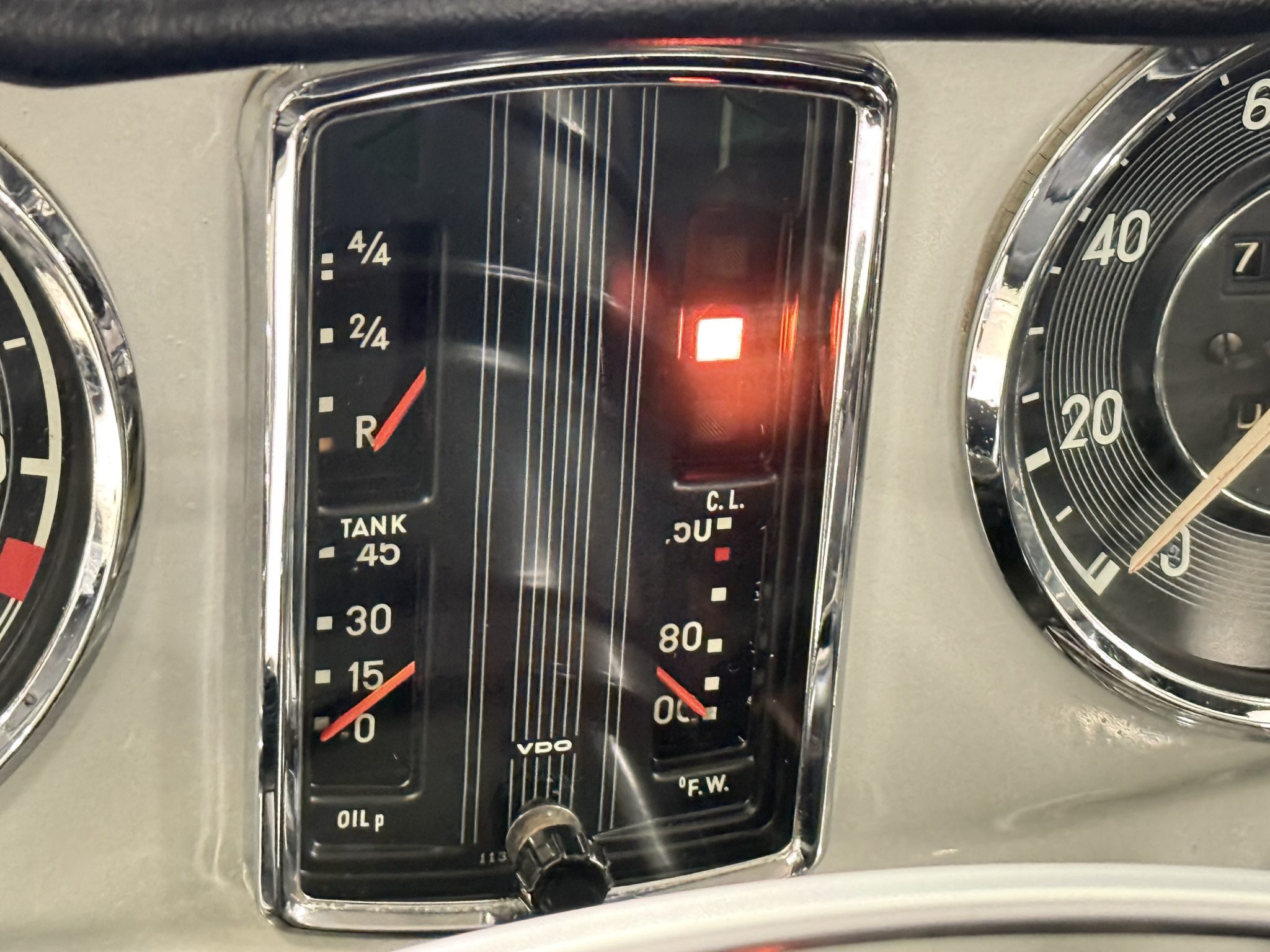 1970 Mercedes-Benz 280SL - Interior