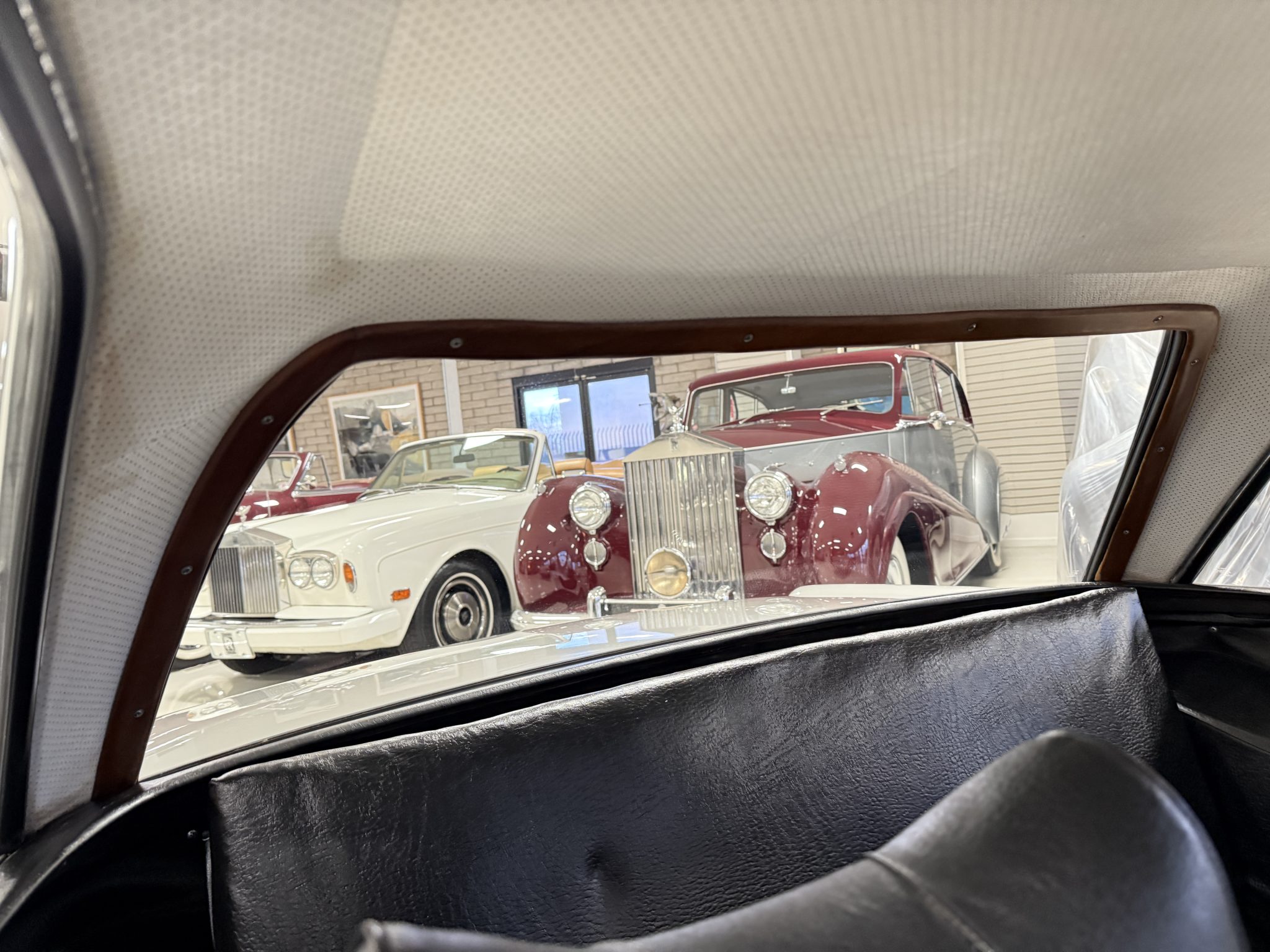 1970 Mercedes-Benz 280SL - Interior