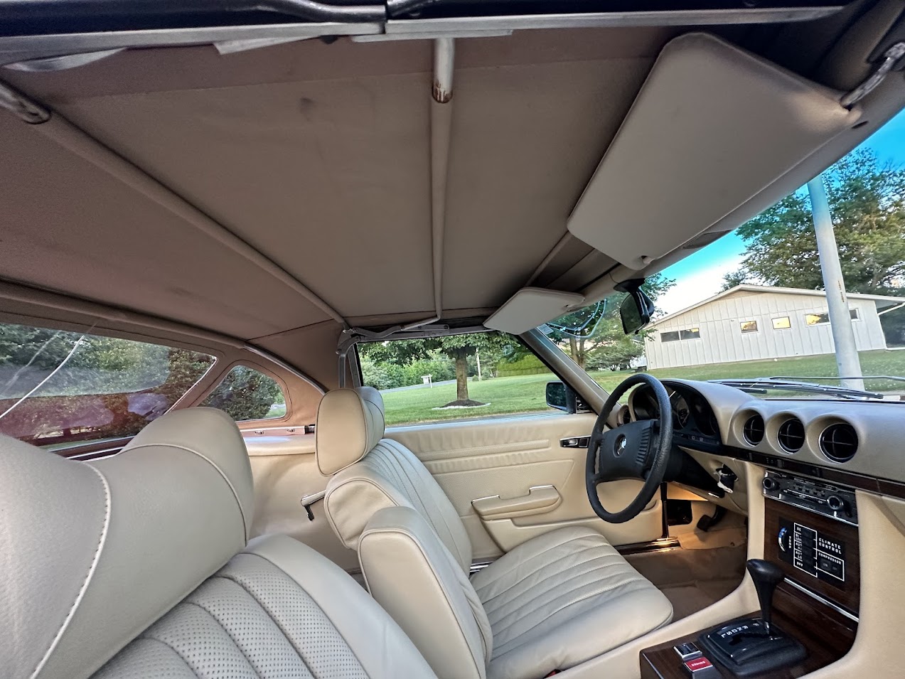 1978 Mercedes-Benz 450SL - Interior
