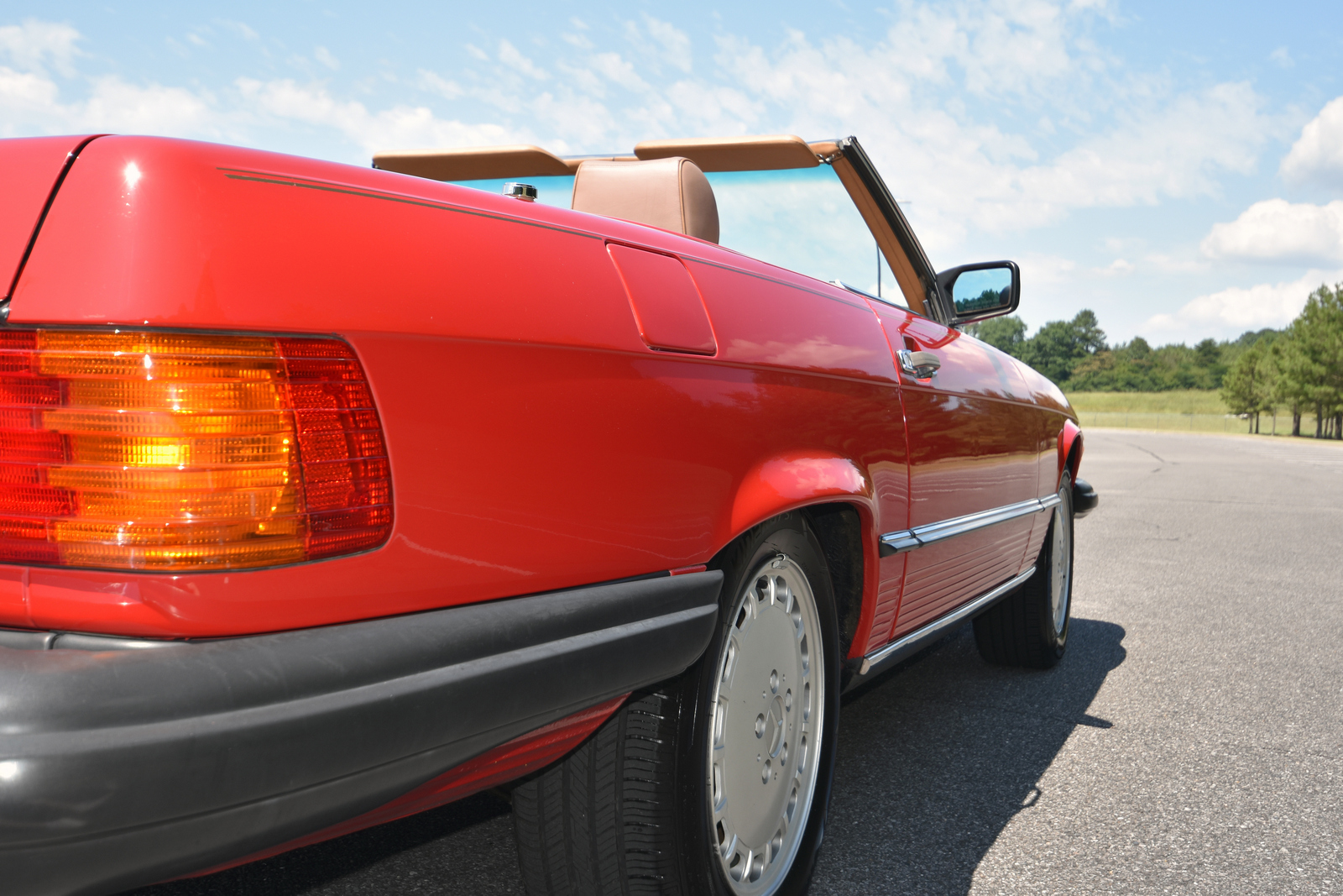 1987 Mercedes-Benz 560SL - Exterior