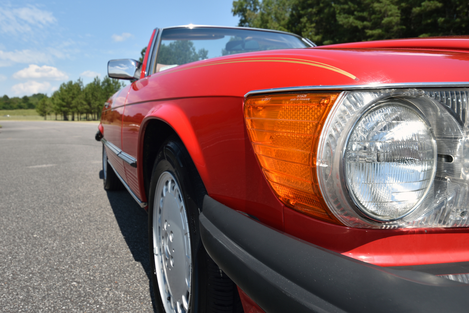 1987 Mercedes-Benz 560SL - Exterior