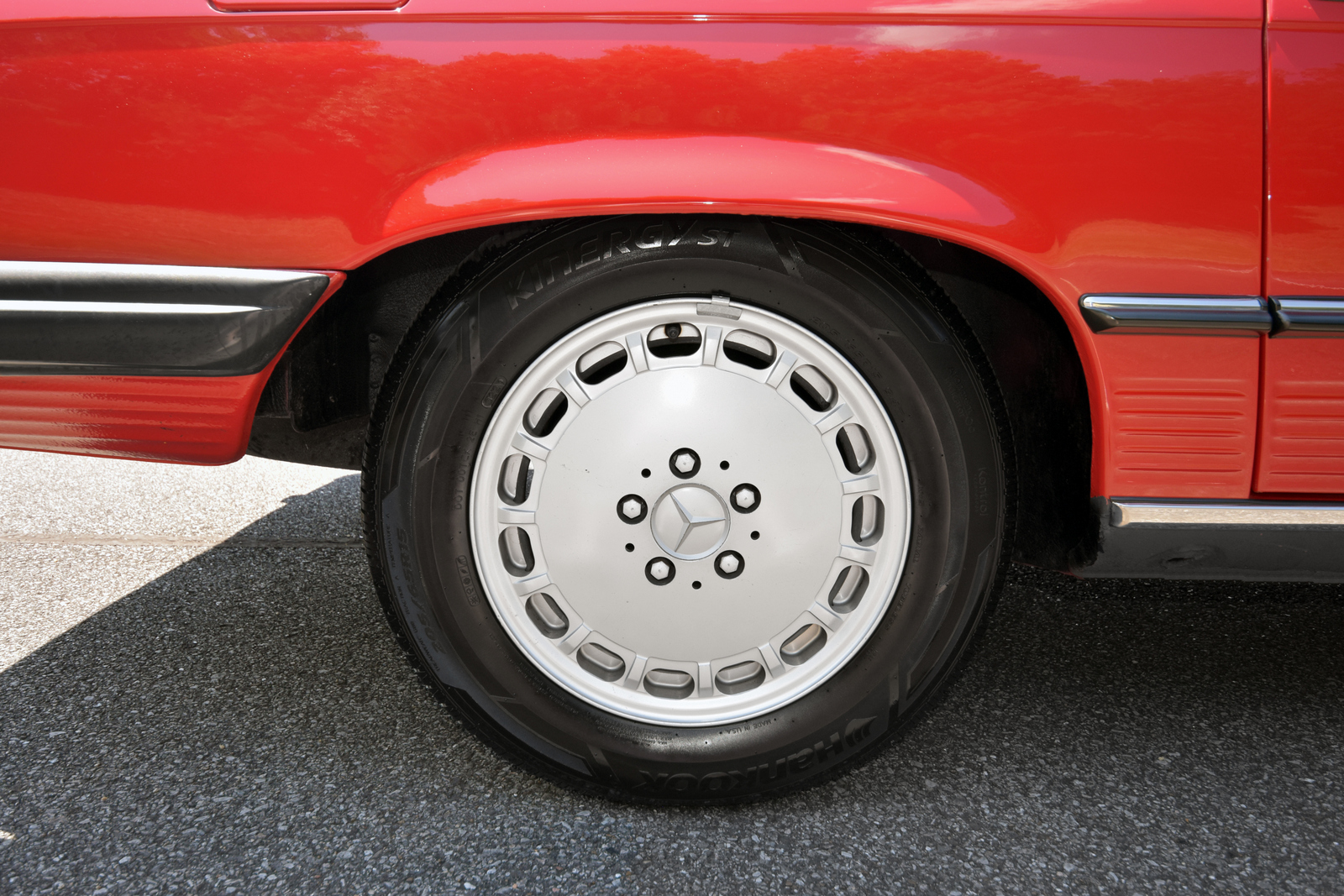 1987 Mercedes-Benz 560SL - Exterior