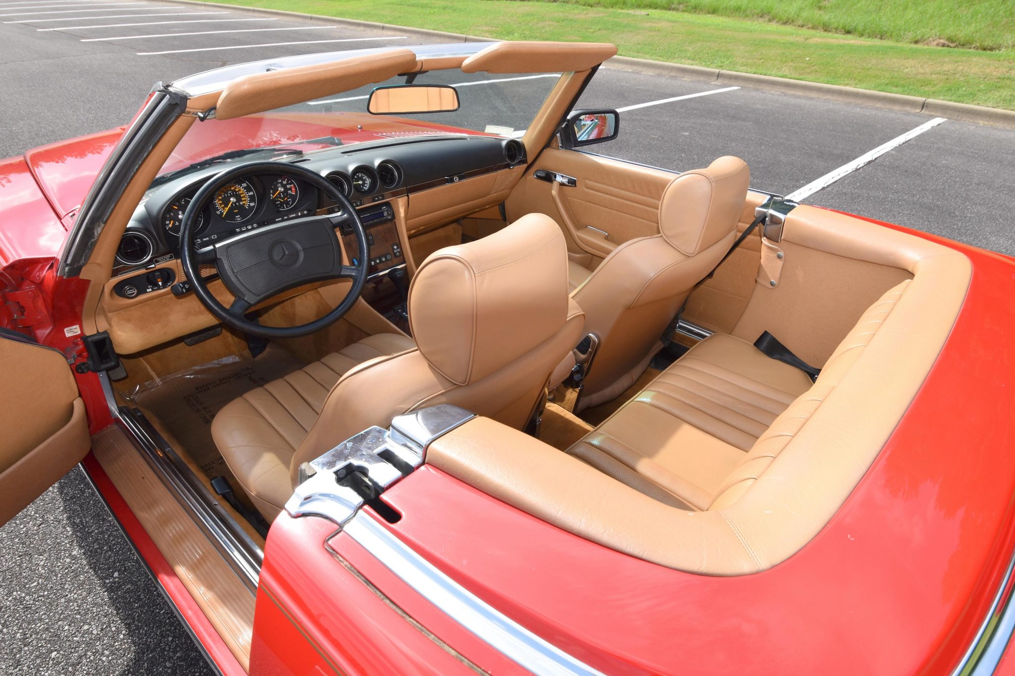 1987 Mercedes-Benz 560SL - Interior