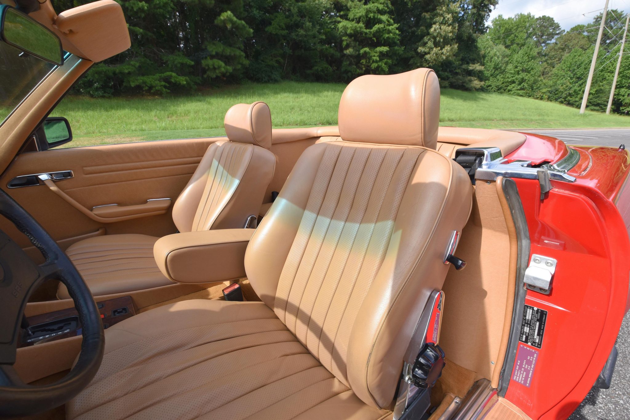 1987 Mercedes-Benz 560SL - Interior