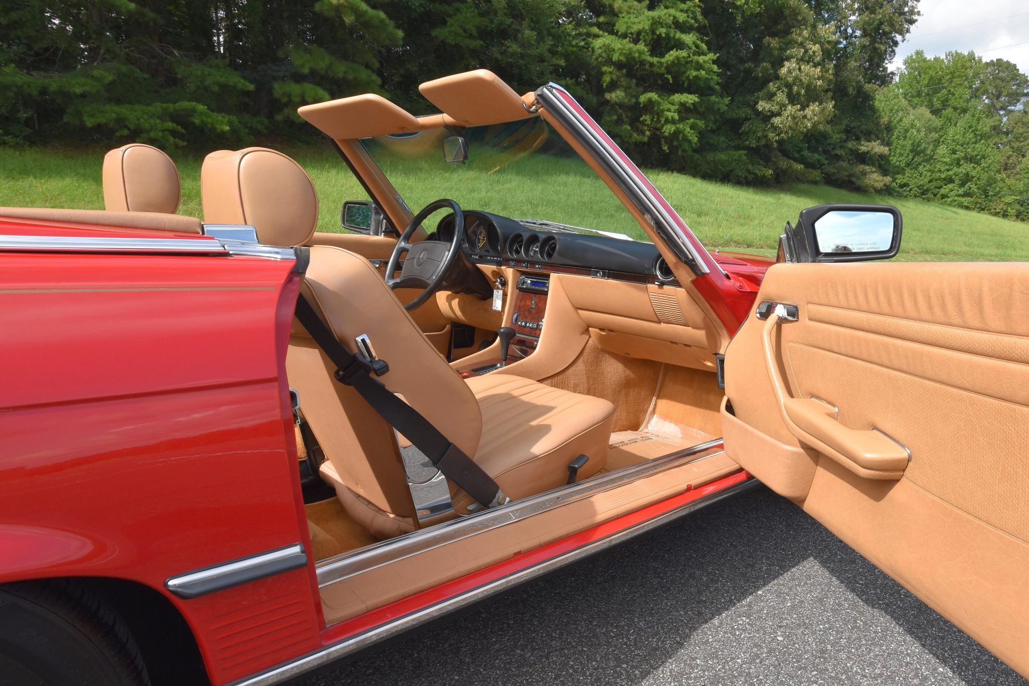 1987 Mercedes-Benz 560SL - Interior
