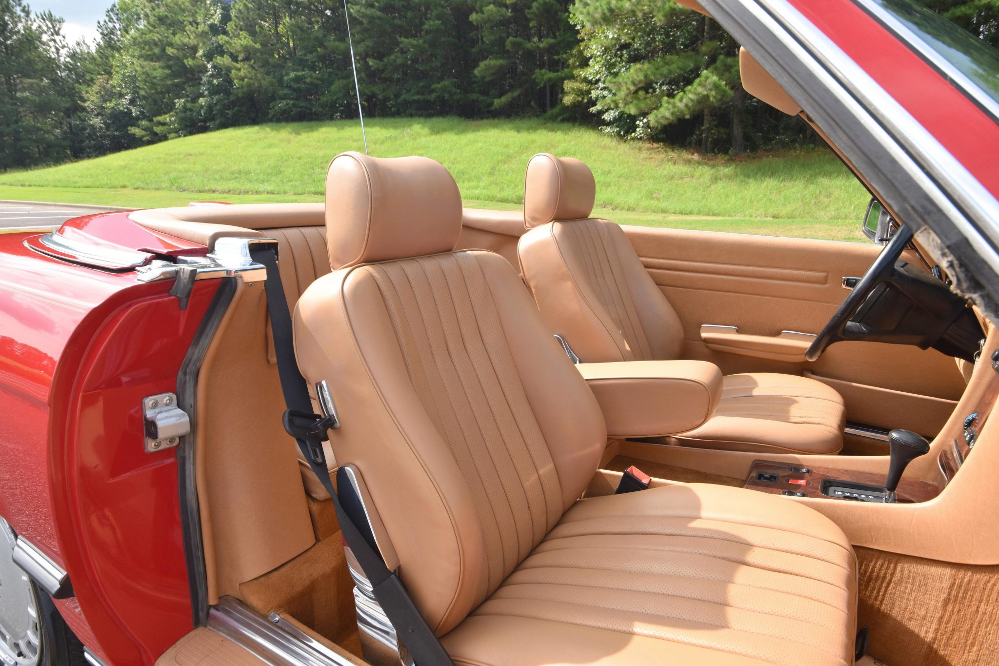 1987 Mercedes-Benz 560SL - Interior