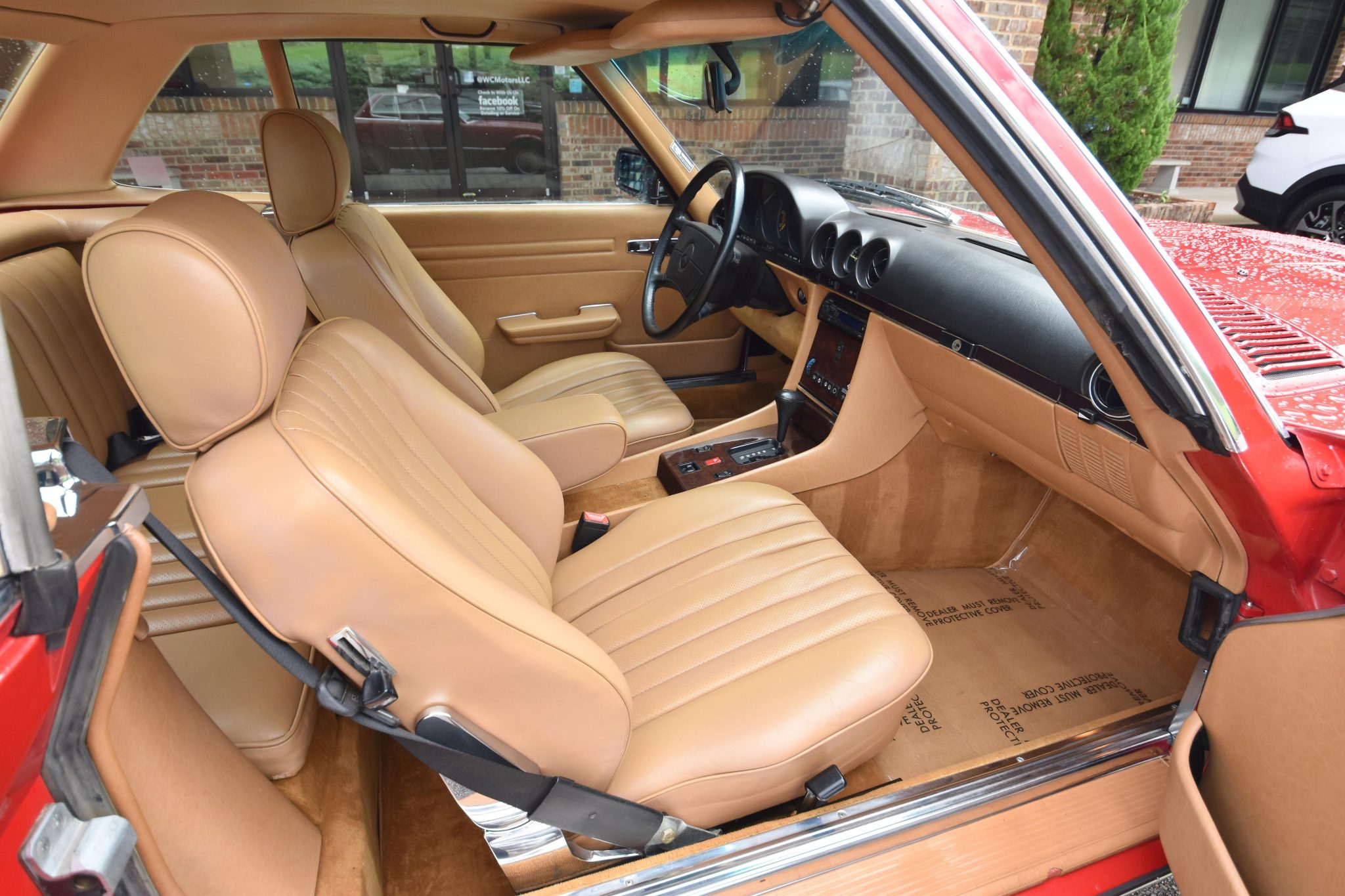 1987 Mercedes-Benz 560SL - Interior