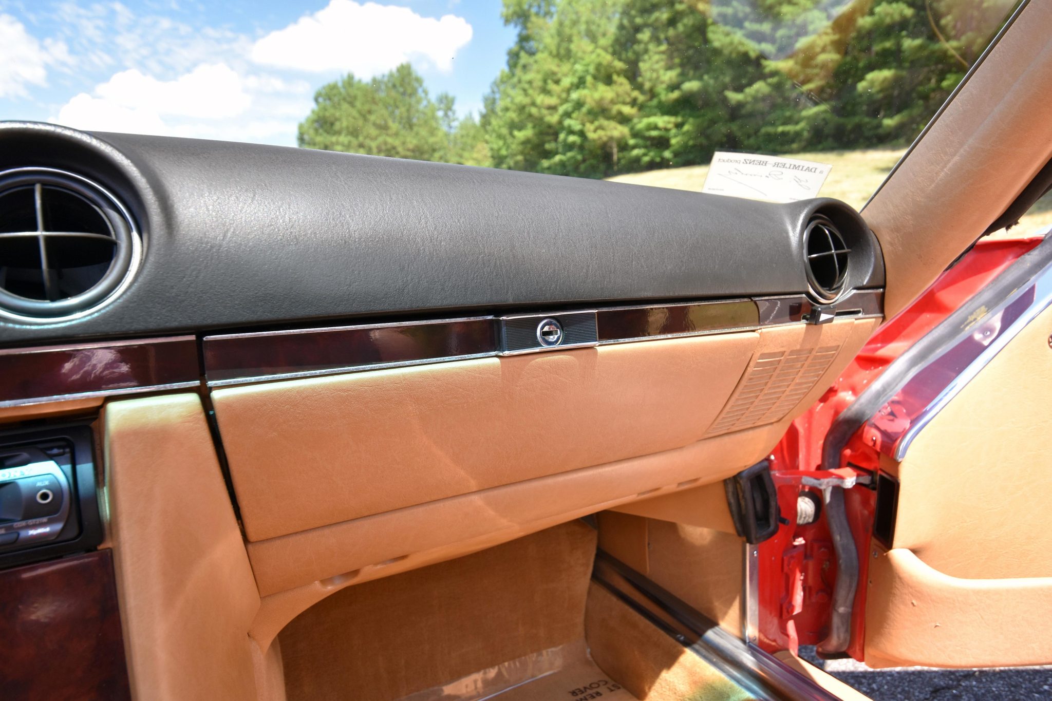 1987 Mercedes-Benz 560SL - Interior