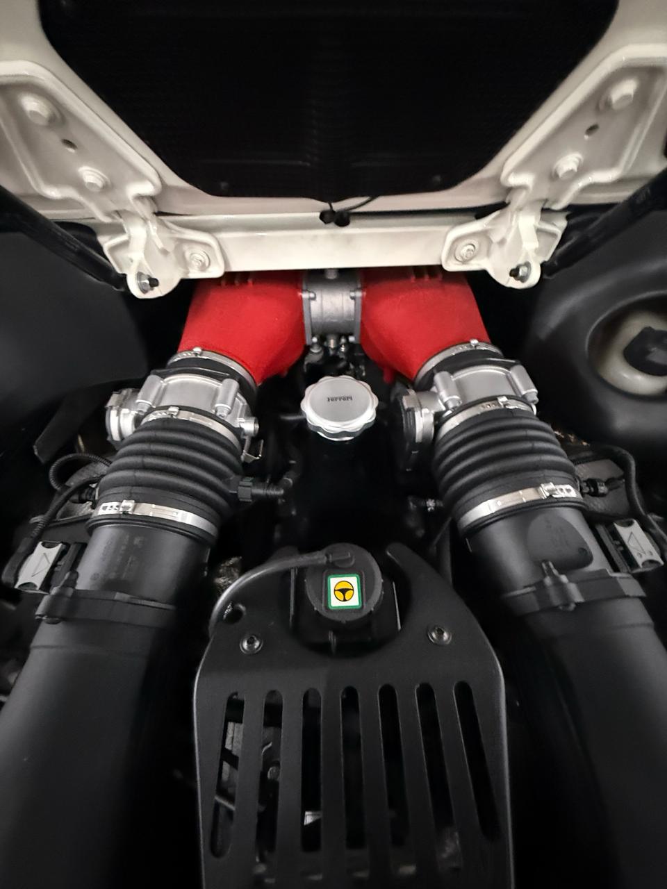 2015 Ferrari 458 Spider - Motor